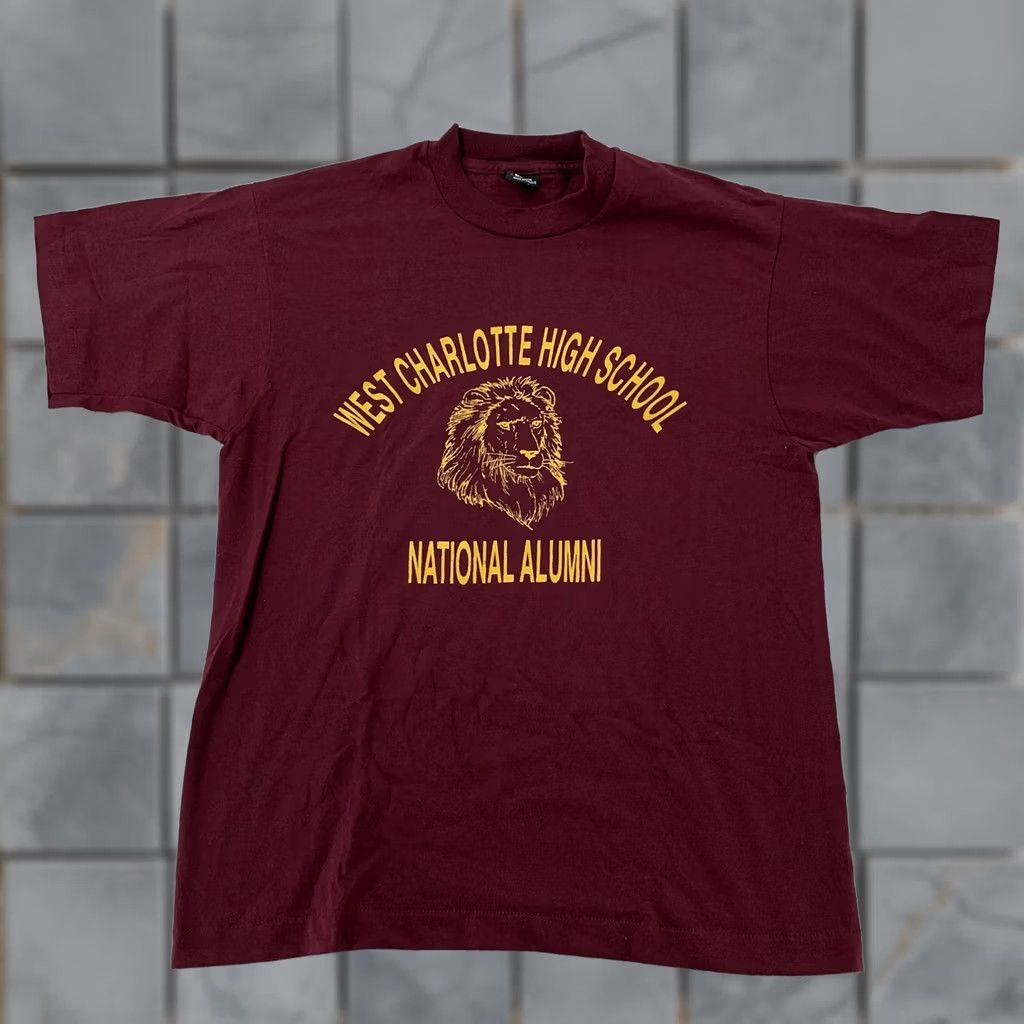 Vintage VINTAGE West Charlotte High School Alumni T-Shirt Mens M Red NC 90s Shirt Mens Size US M / EU 48-50 / 2 - 1 Thumbnail