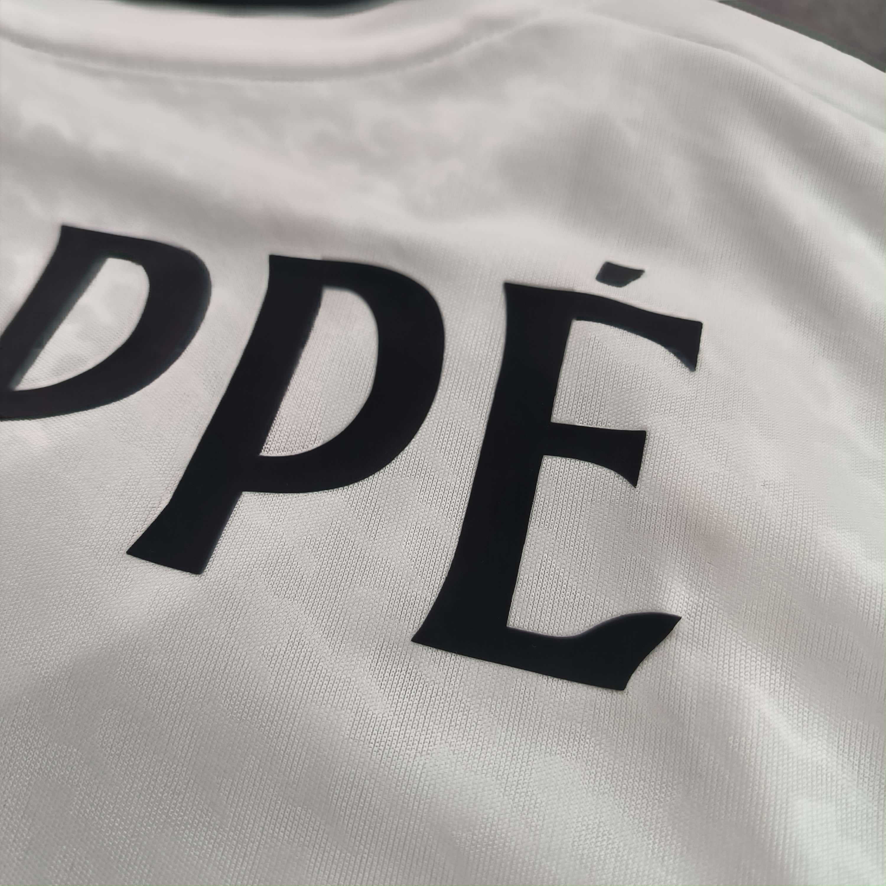 Adidas NEW Real Madrid 2024-25 home UCL Mbappe football jersey sz M Size US M / EU 48-50 / 2 - 11 Thumbnail