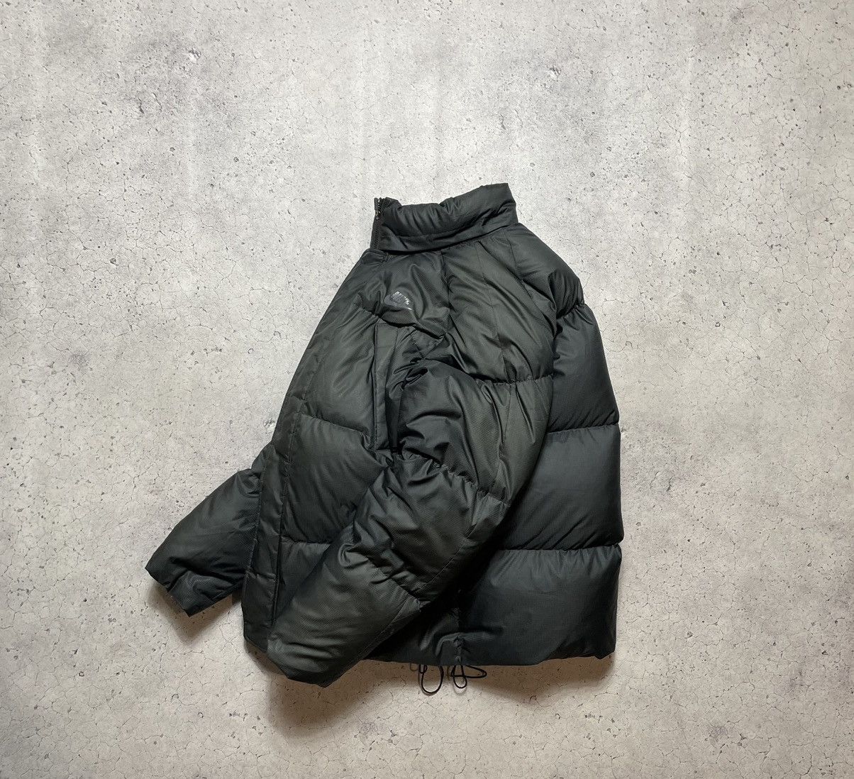 Nike Vintage Down Puffer Jacket Nike Swoosh Y2K Drill 550 Size US L / EU 52-54 / 3 - 1 Thumbnail