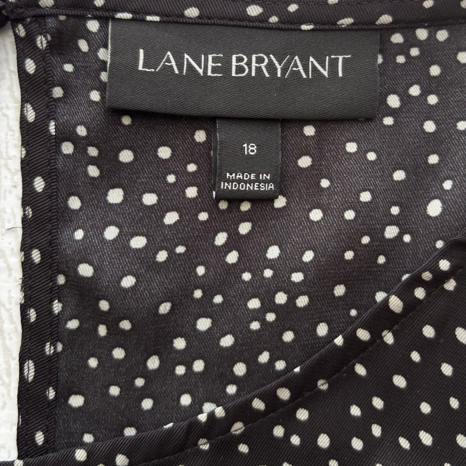 Other Lane Bryant Black and White Cold Shoulder Dot Top Size 18 Size XXL / US 16-18 / IT 52-54 - 5 Thumbnail