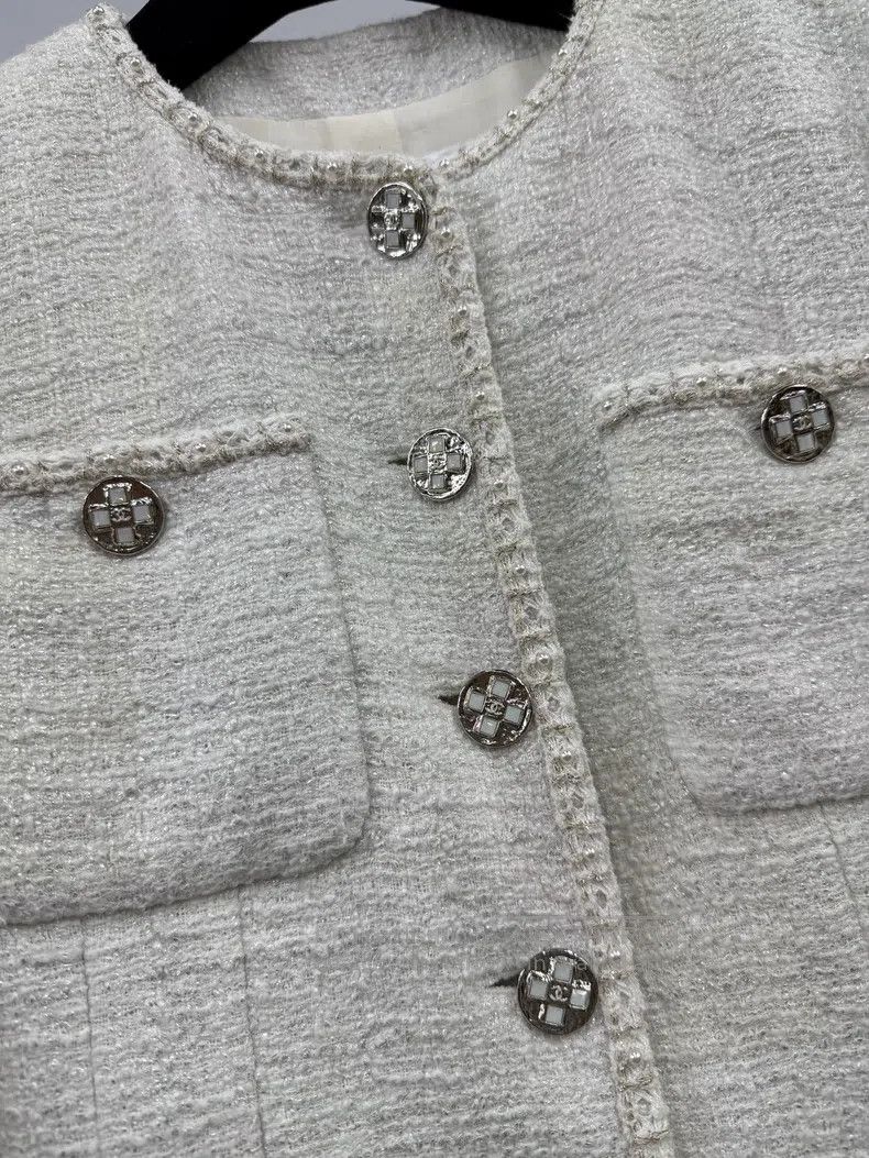 Chanel Chanel 23S white woven jacket Size XS / US 0-2 / IT 36-38 - 2 Thumbnail
