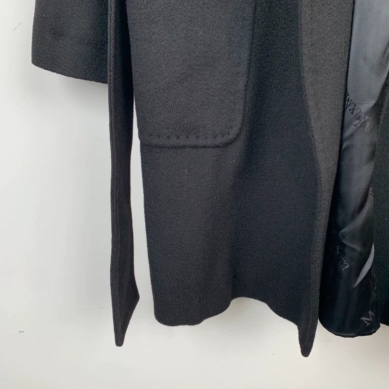 Max Mara Max Mara Black hooded belted cashmere coat Size M / US 6-8 / IT 42-44 - 4 Thumbnail