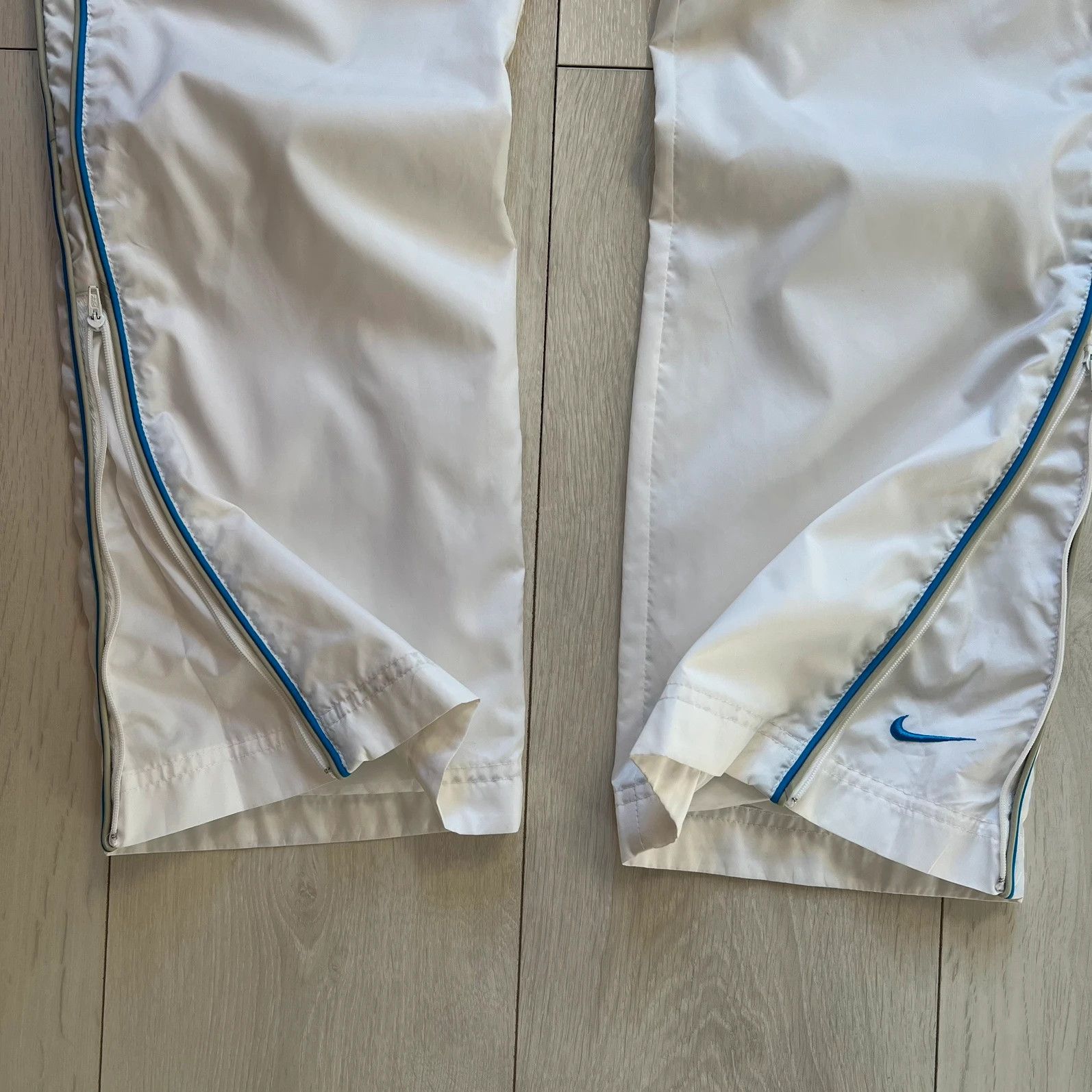 Nike Nike Vintage trackpants rare baggy swoosh S Size US 30 / EU 46 - 4 Thumbnail