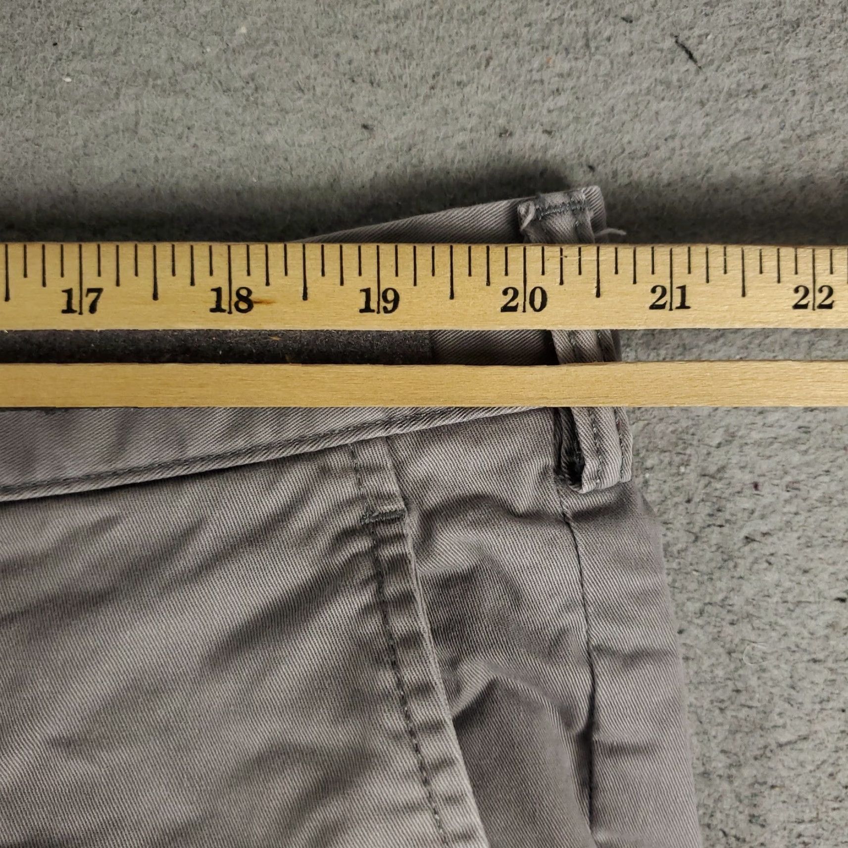 Ralph Lauren Ralph Lauren Shorts Mens Size 40 Gray Pony Casual Flat Front Chino * Size US 40 / EU 56 - 5 Thumbnail
