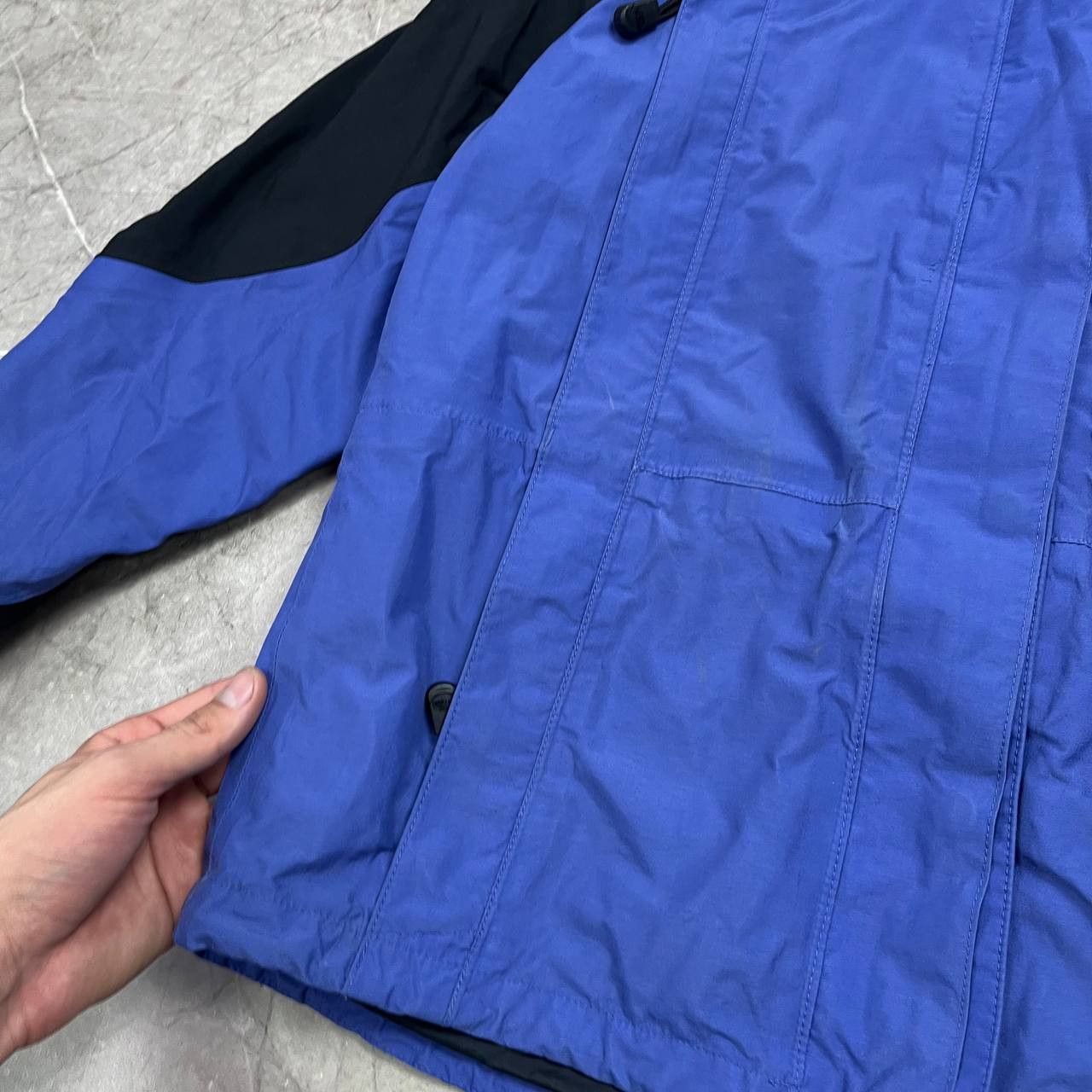 The North Face Vintage Womens The North Face HyVent Jacket Size S Size S / US 4 / IT 40 - 19 Thumbnail