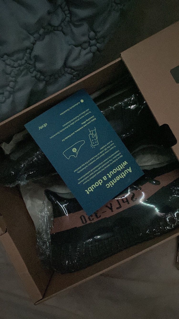 Adidas × Kanye West × Yeezy Adidas Yeezy Boost 350 V2 Copper Size 10.5 BY1605 Brand New Size US 10.5 / EU 43-44 - 8 Thumbnail