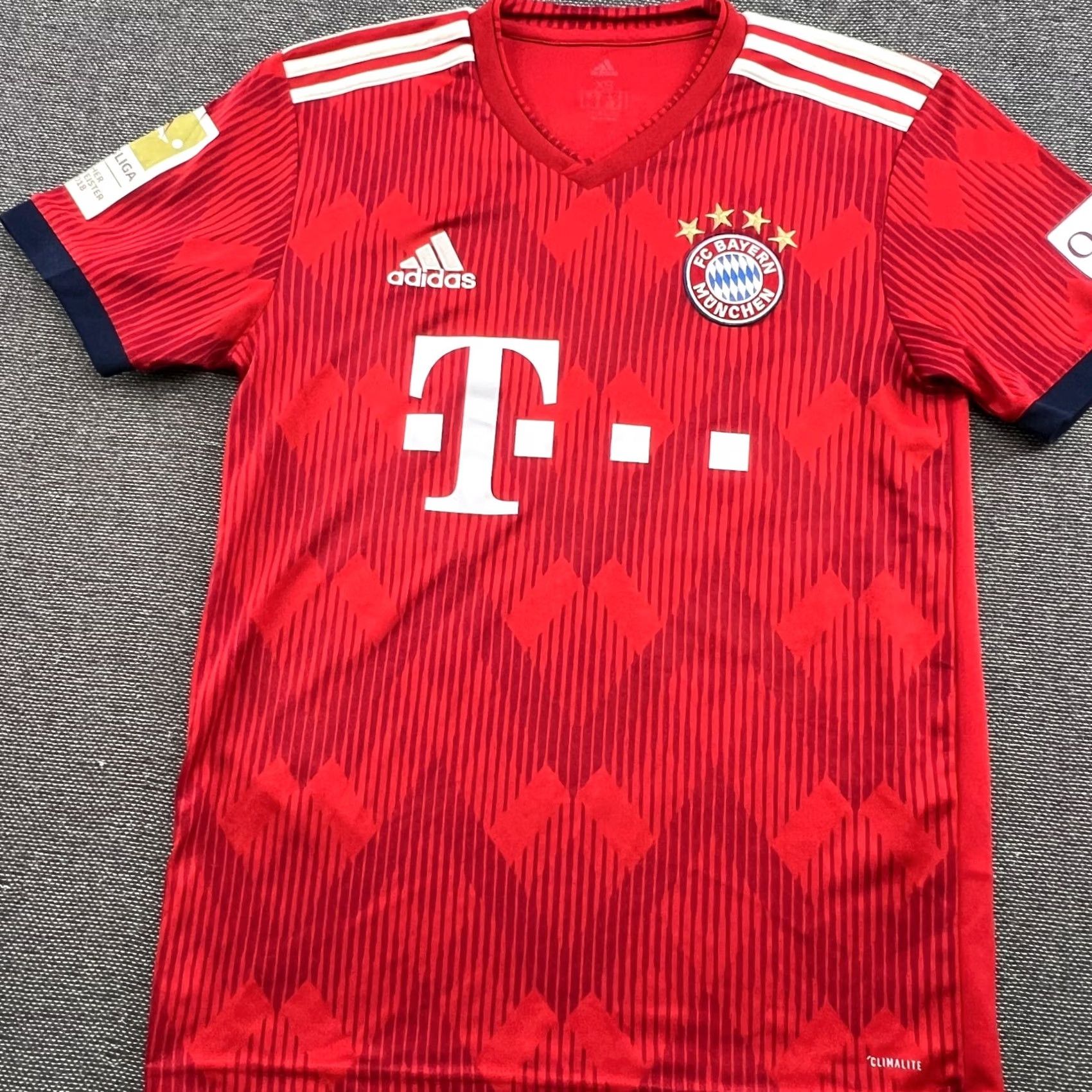 Adidas Bayern Munich 2018 2019 Home Football Jersey Mens XS Adidas Shirt Size US L / EU 52-54 / 3 - 5 Thumbnail