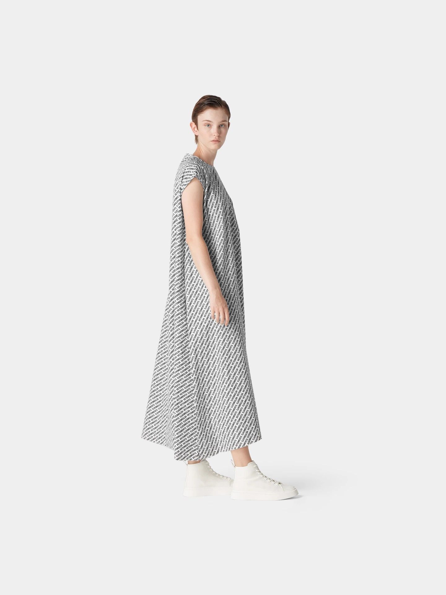 Vetements White All Over Monogram Logo Maxi Dress Size M / US 6-8 / IT 42-44 - 5 Thumbnail