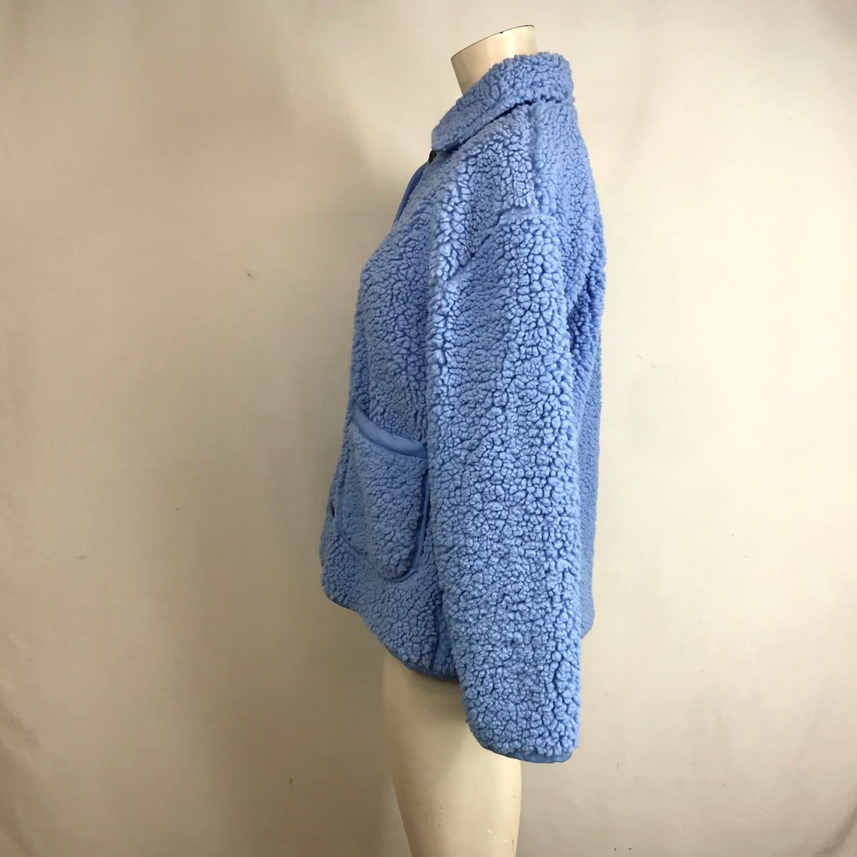 J.Crew J.Crew Womens XS Periwinkle Blue Faux Fur Sherpa Teddy Jacket Coat Button Front Front Patch Pockets Casual Fall Winter Size XS / US 0-2 / IT 36-38 - 6 Thumbnail