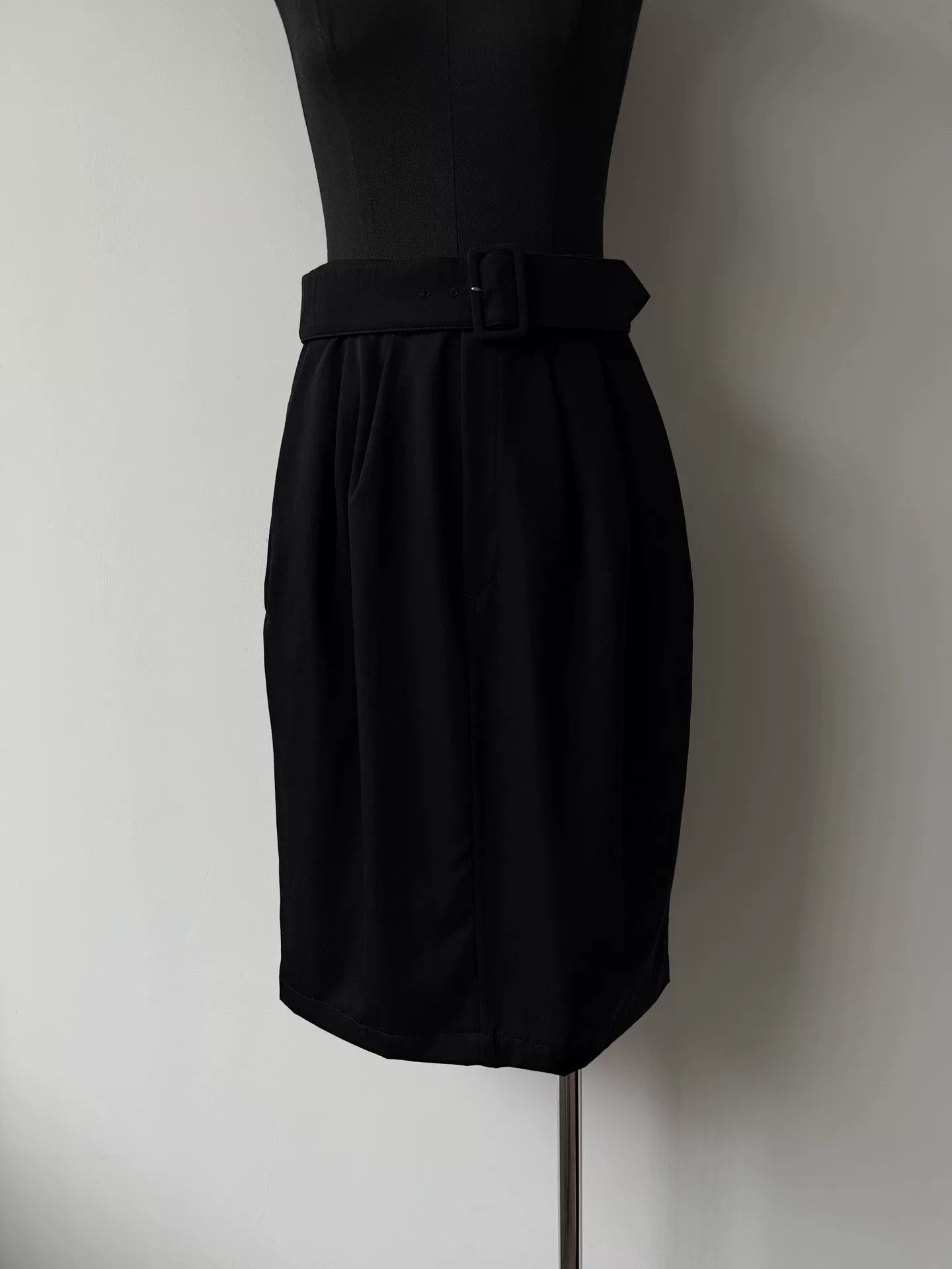 Y's Yohji Yamamoto Belted Black Skirt Size 32" / US 10 / IT 46 - 1 Thumbnail
