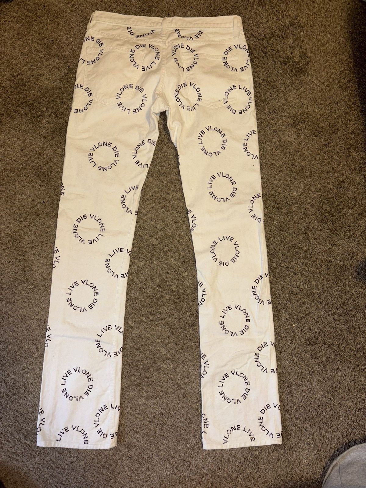 Vlone Vlone Rhinestone White Denim UNRELEASED Size US 34 / EU 50 - 2 Thumbnail