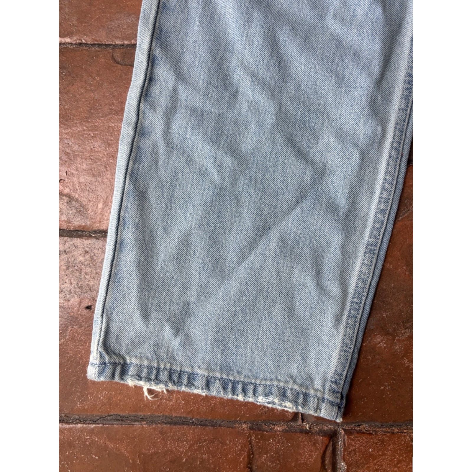 Levi's VINTAGE Levi's Silvertab 34 Jeans 34/32 Blue 90s Grunge Hip Hop Baggy Loose Fit Distressed Denim 5-Pocket Mens Size US 34 / EU 50 - 6 Thumbnail