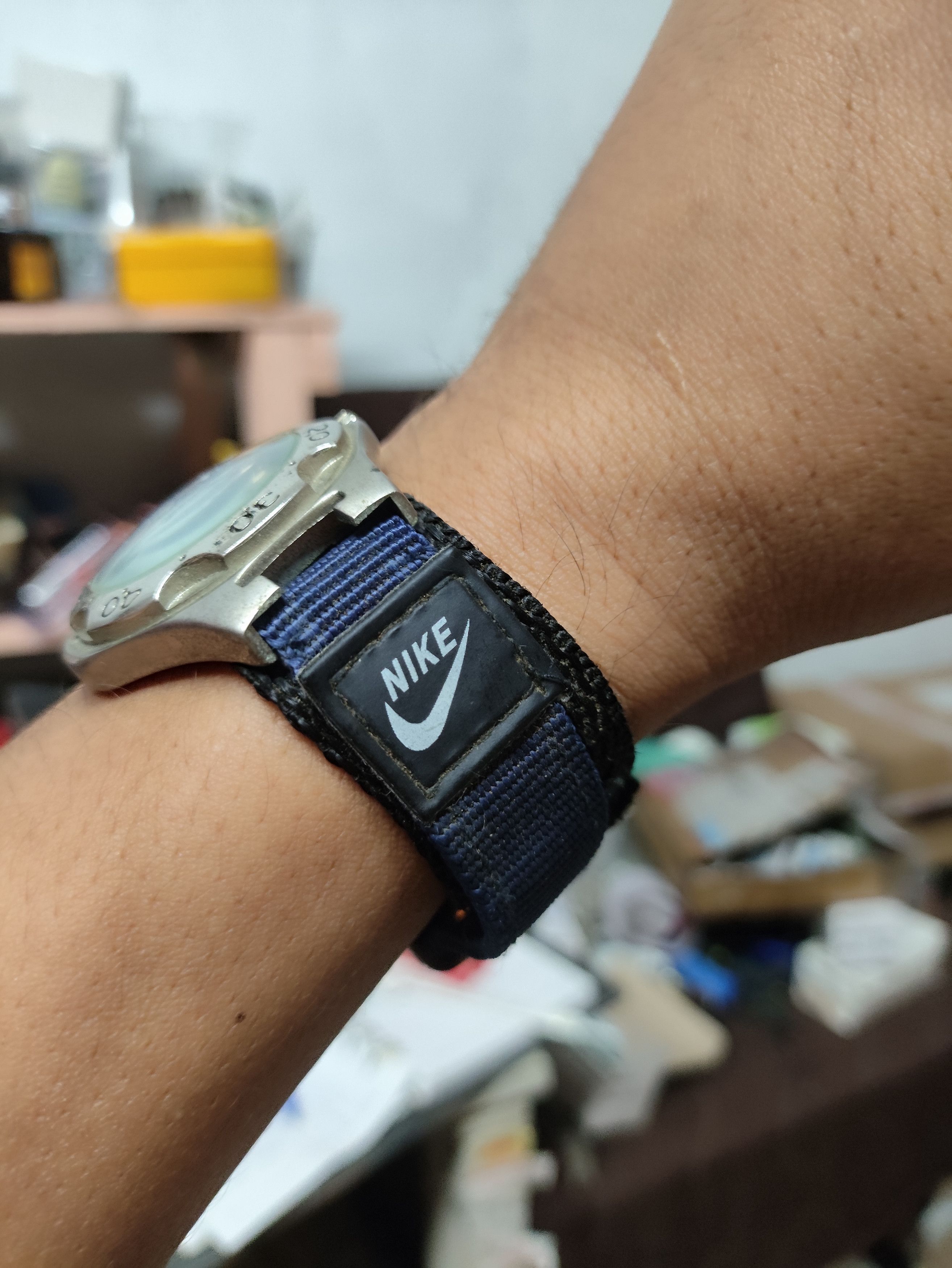Nike Retro Nike 90's Watch JAPAN ENGINE QUARTZ Size ONE SIZE - 8 Thumbnail