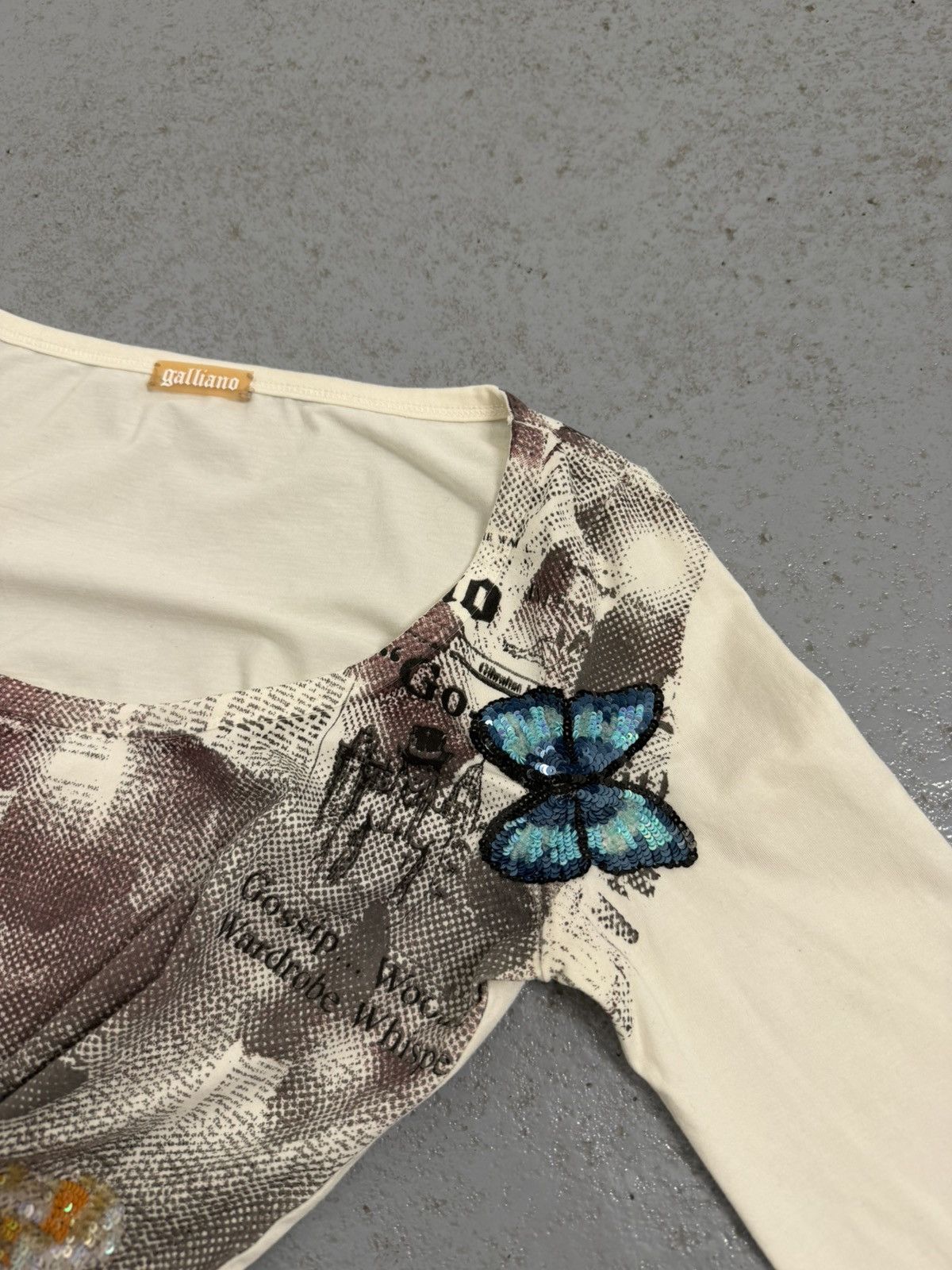 John Galliano Vintage John Galliano Gazette Rhinestones Butterfly’s Tee Size XS / US 0-2 / IT 36-38 - 6 Thumbnail