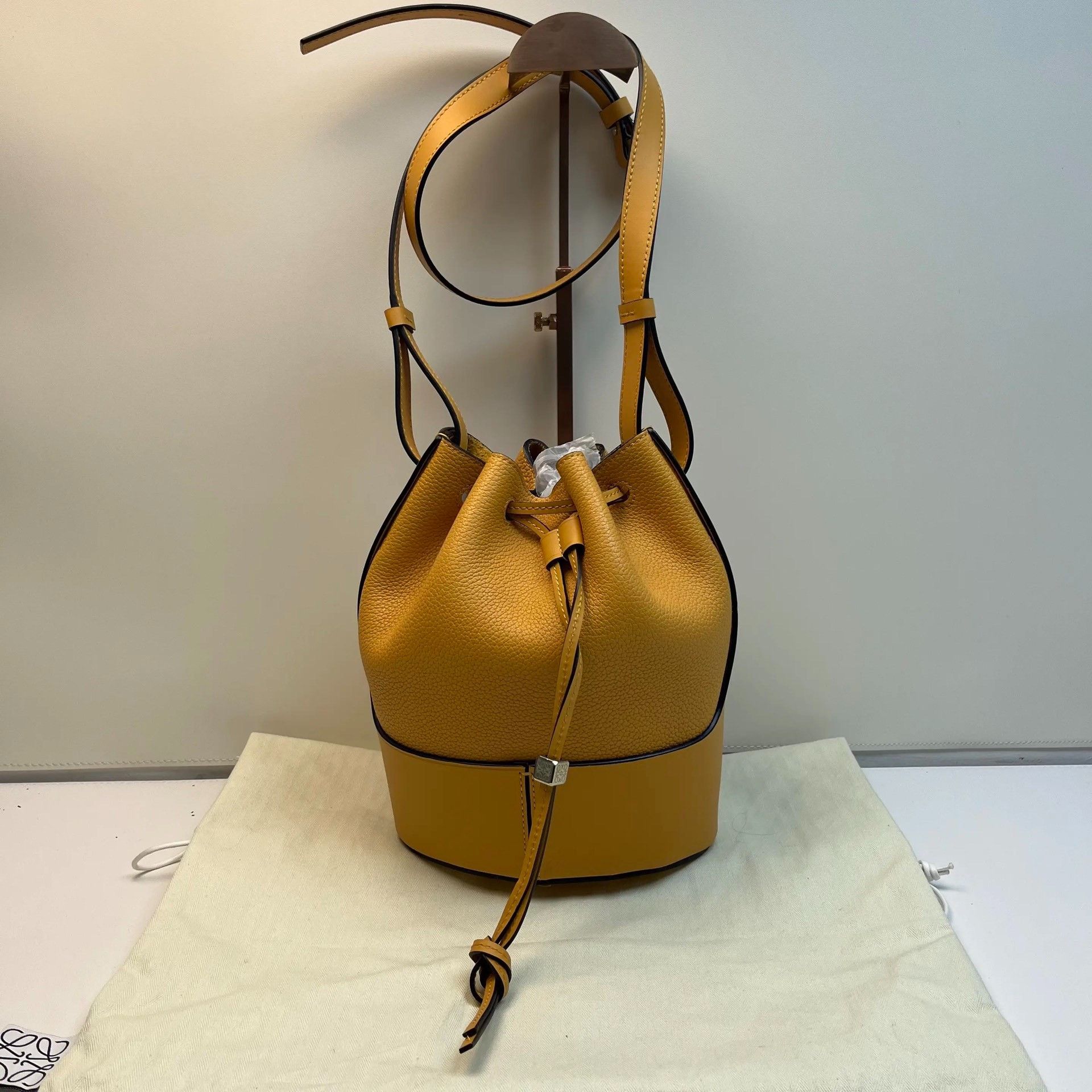 Loewe Pre-loved Bag Brand new condition Size ONE SIZE - 1 Thumbnail