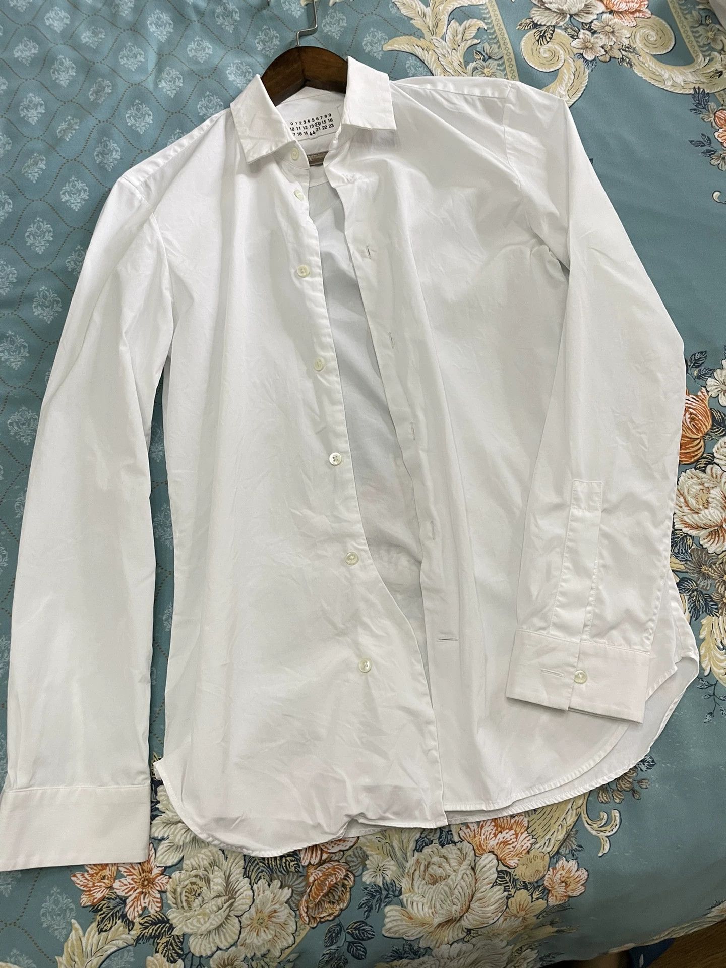 Maison Margiela Maison Margiela Main Line White Shirt Men's 44 9/10 Size US S / EU 44-46 / 1 - 3 Thumbnail