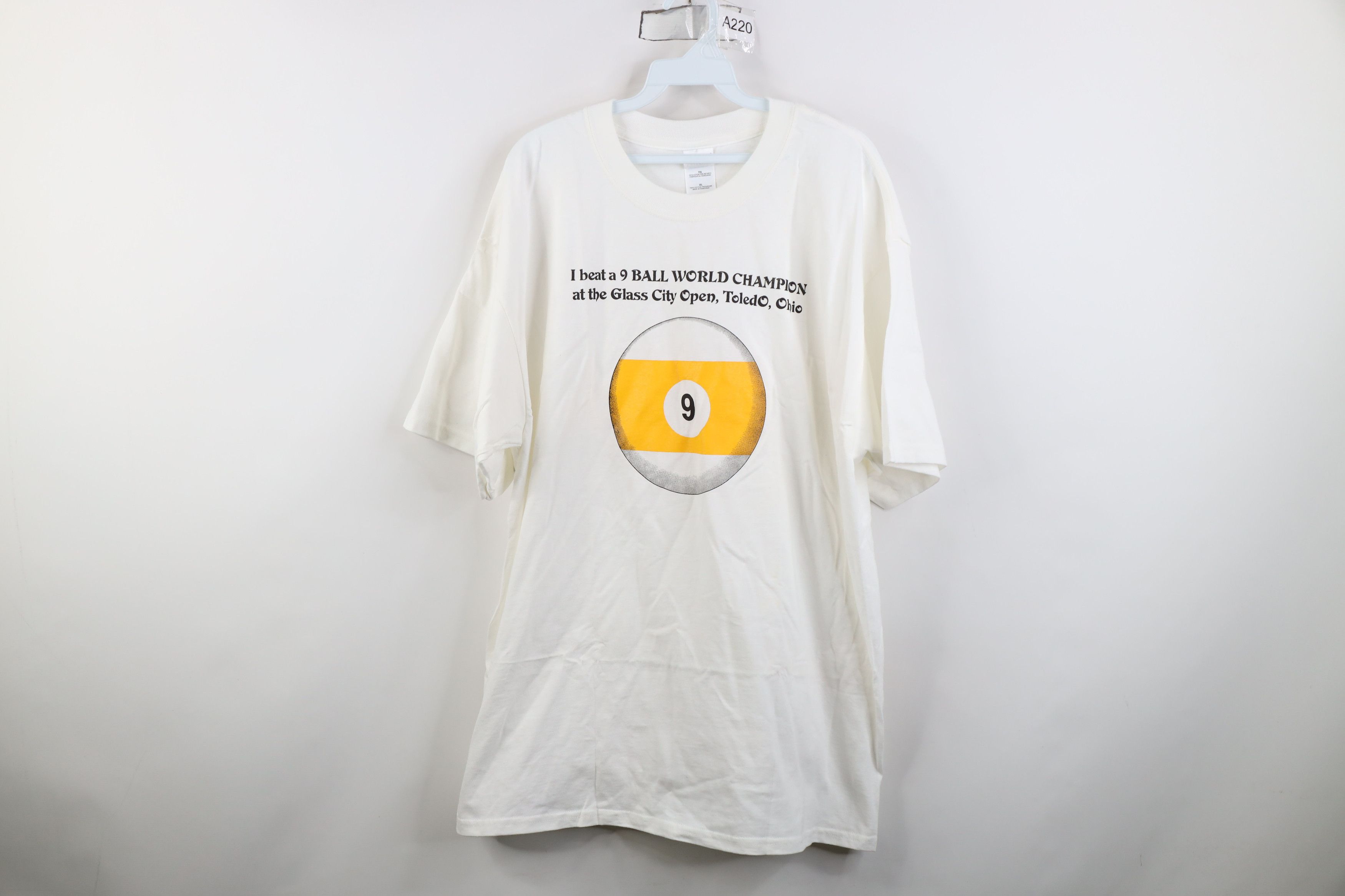 Vintage Vintage 90s World Champion Glass City Open Pool T-Shirt Size US XL / EU 56 / 4 - 1 Thumbnail