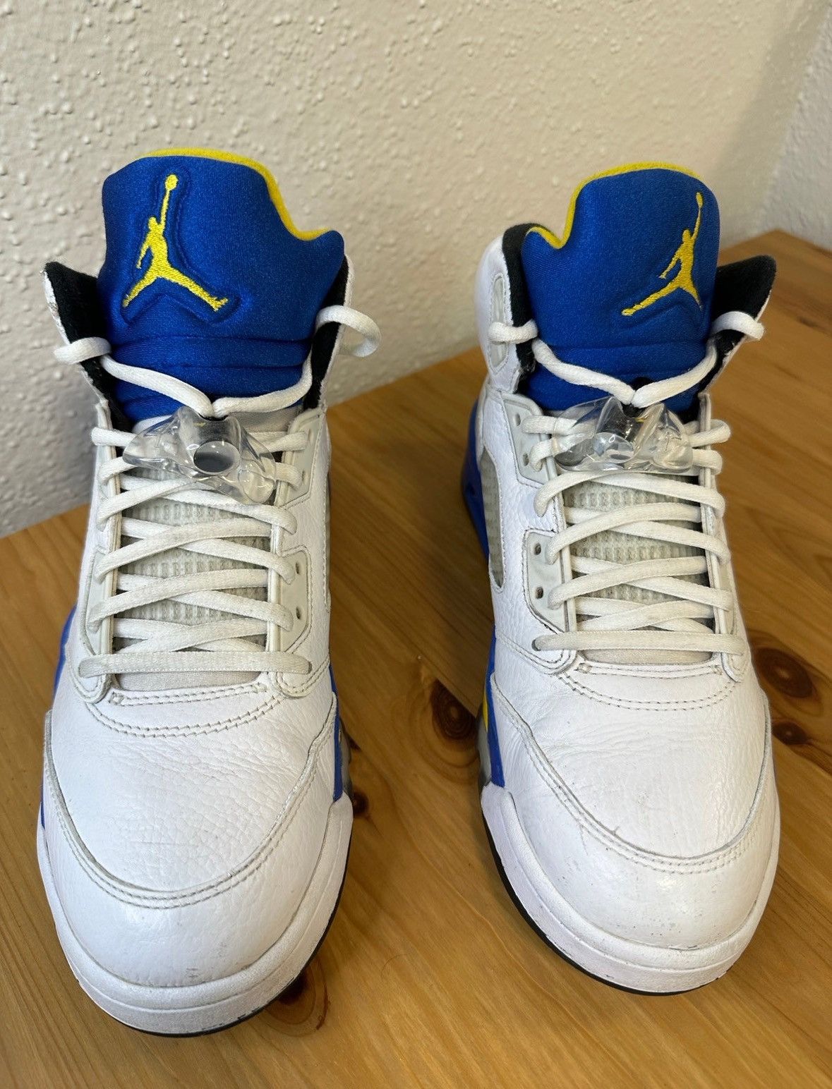Nike Nike Air Jordan retro 5 Laney Size US 8 / EU 41 - 2 Thumbnail