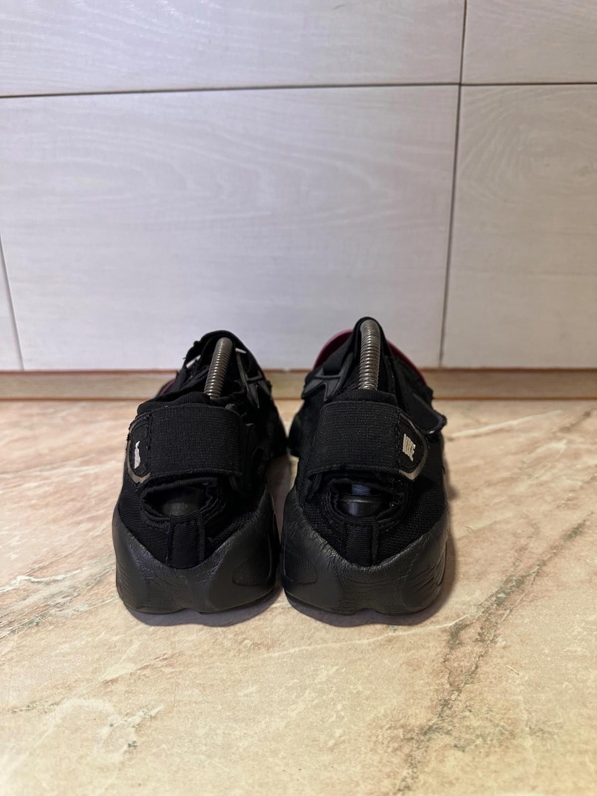 Nike Vintage Mens Nike Rift Black Sz 44 US 10 Size US 10 / EU 43 - 7 Thumbnail