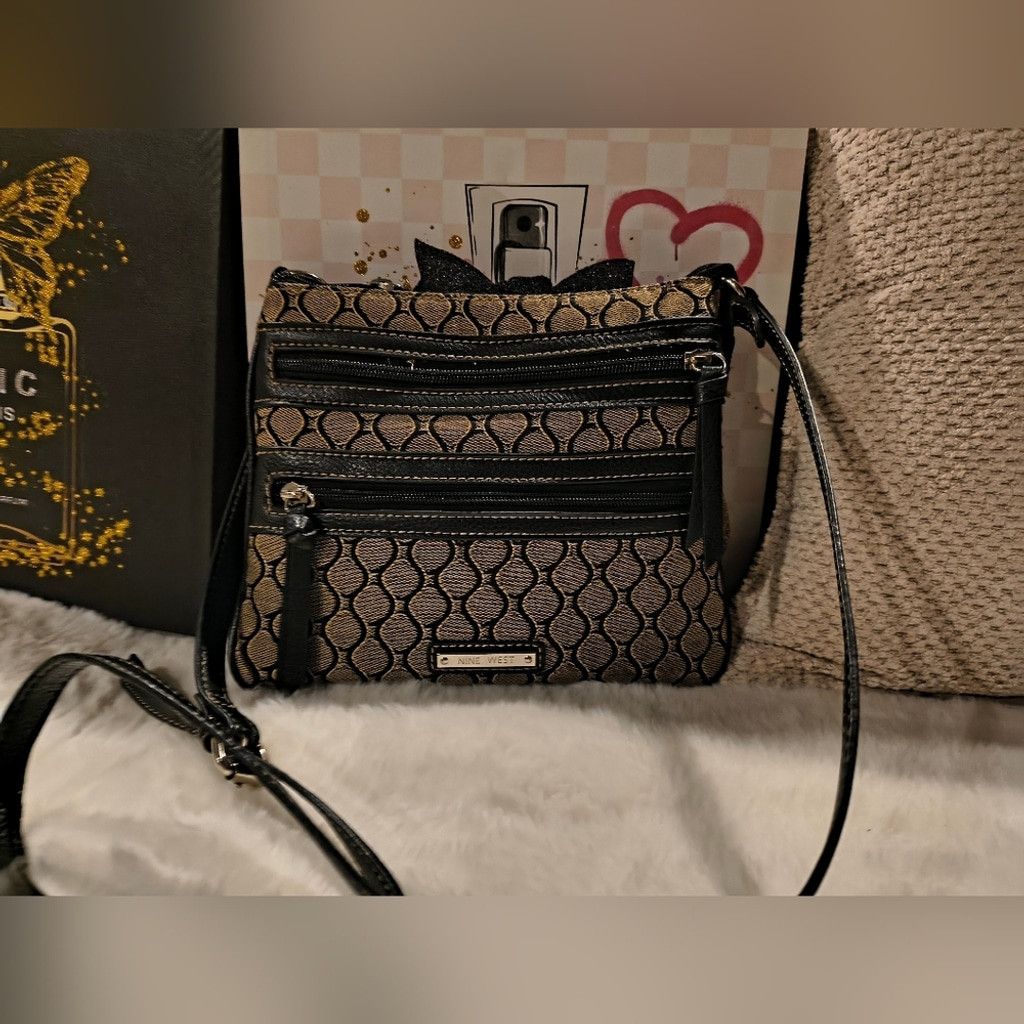Nine West Elegant Nine West Black and Brown Crossbody Bag Size ONE SIZE - 1 Thumbnail