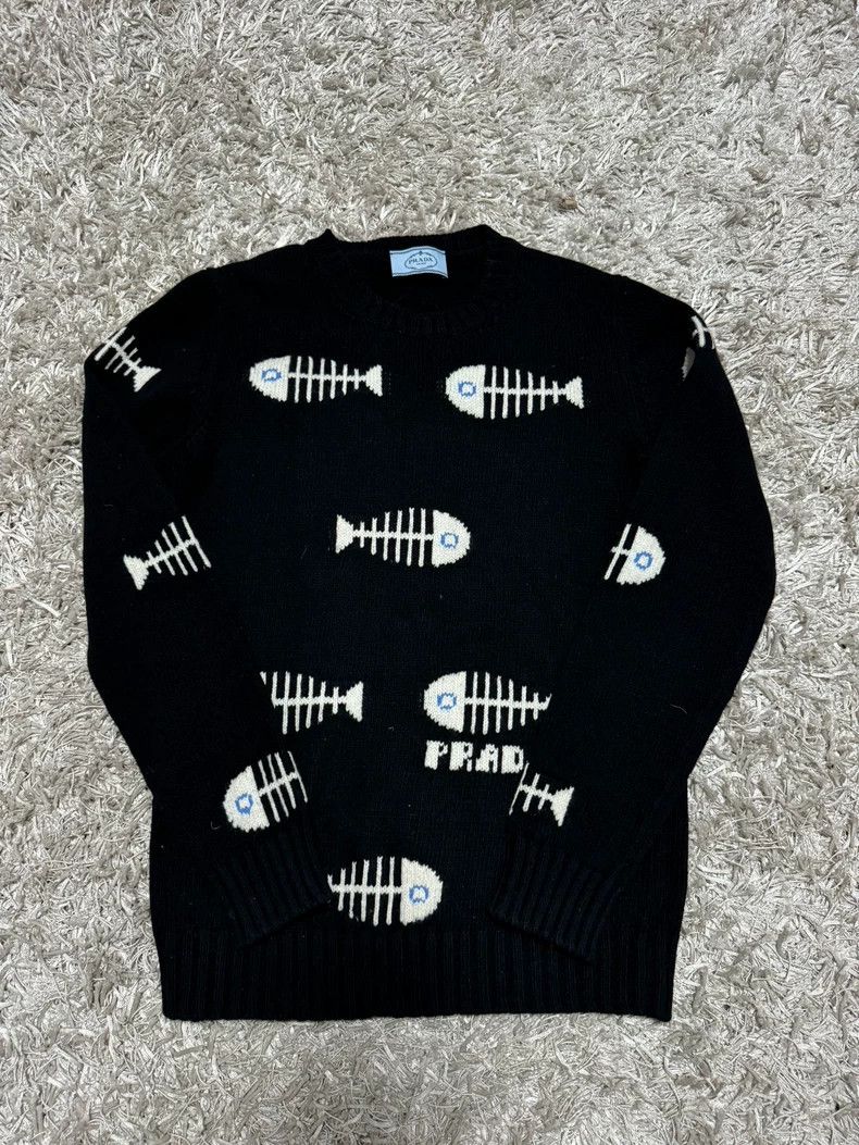 Prada Prada Cartoon letter printed round-neck sweater 2503-Nextar Size M / US 6-8 / IT 42-44 - 1 Thumbnail
