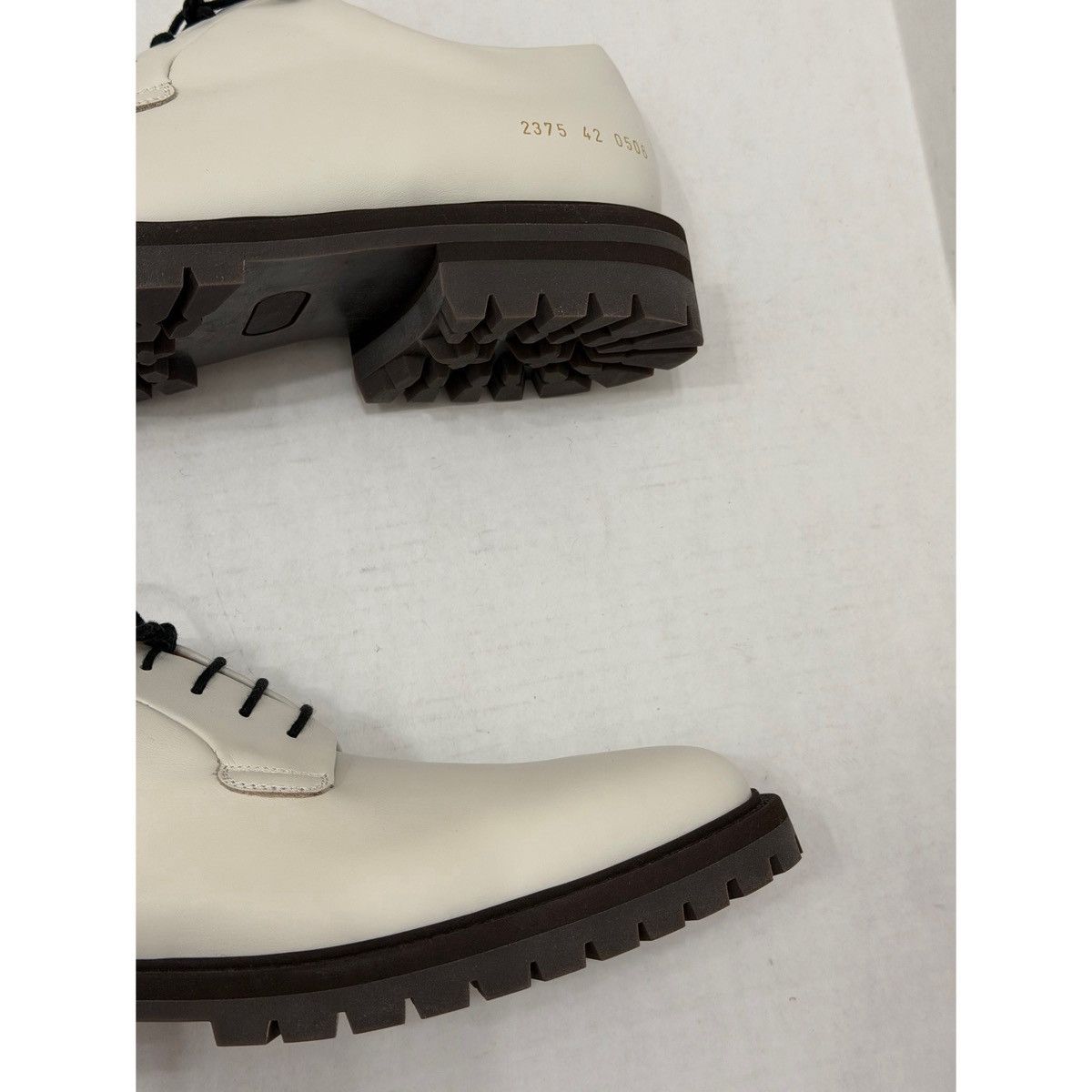 Common Projects COMMON PROJECTS WHITE DERBY SHOES Size US 9 / EU 42 - 16 Thumbnail
