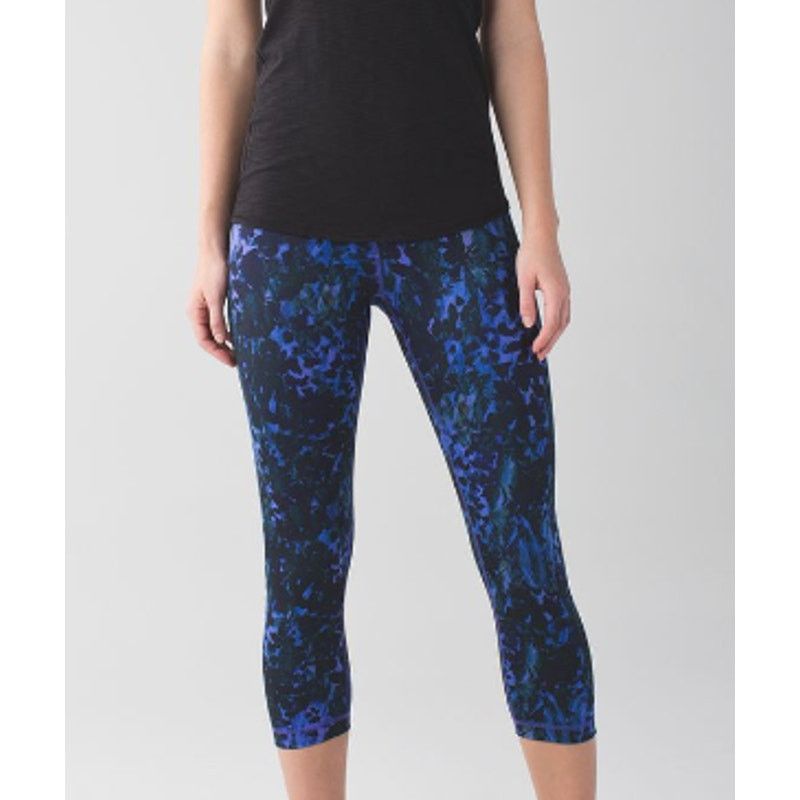 Lululemon Lululemon Wunder Under Crop II *Full-On Luon SZ 6 Size 28" / US 6 / IT 42 - 1 Thumbnail