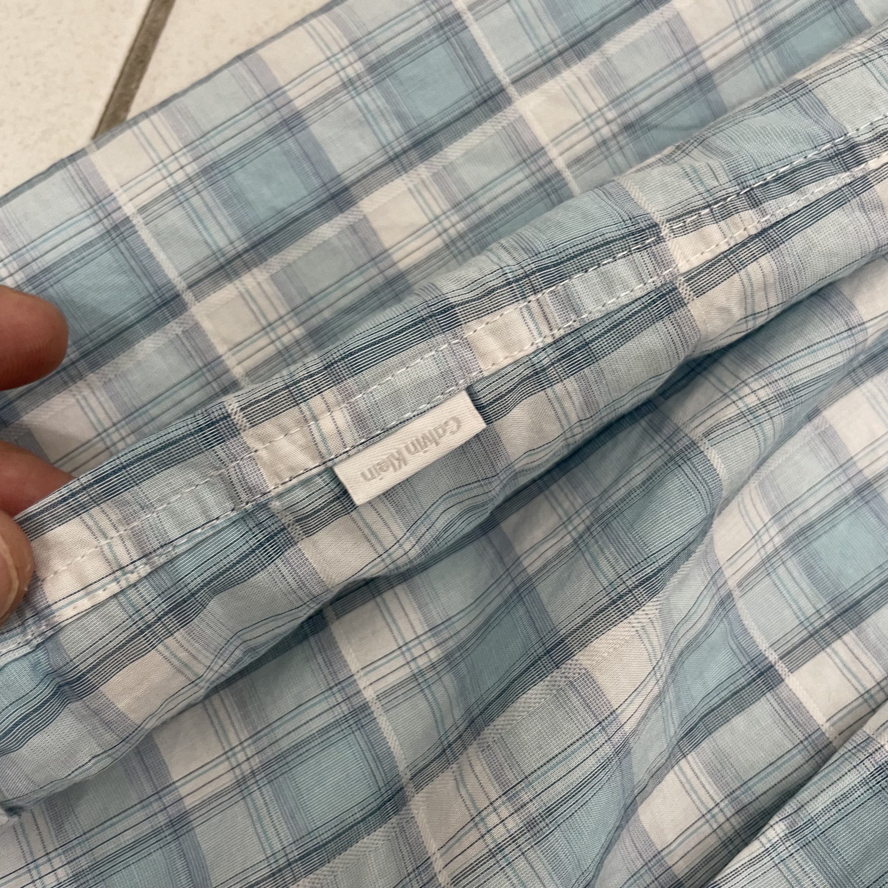 Calvin Klein ⭐️SALE⭐️ [XL] CALVIN KLEIN SLIM FIT SHIRT Size US XL / EU 56 / 4 - 5 Thumbnail