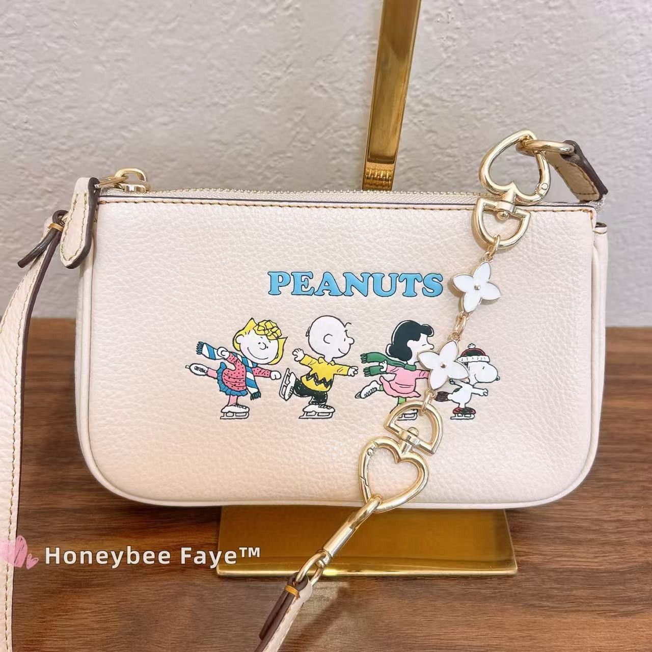 Coach Peanuts Nolita 19 With Snoopy And Friends Motif CE858 Size ONE SIZE - 3 Thumbnail