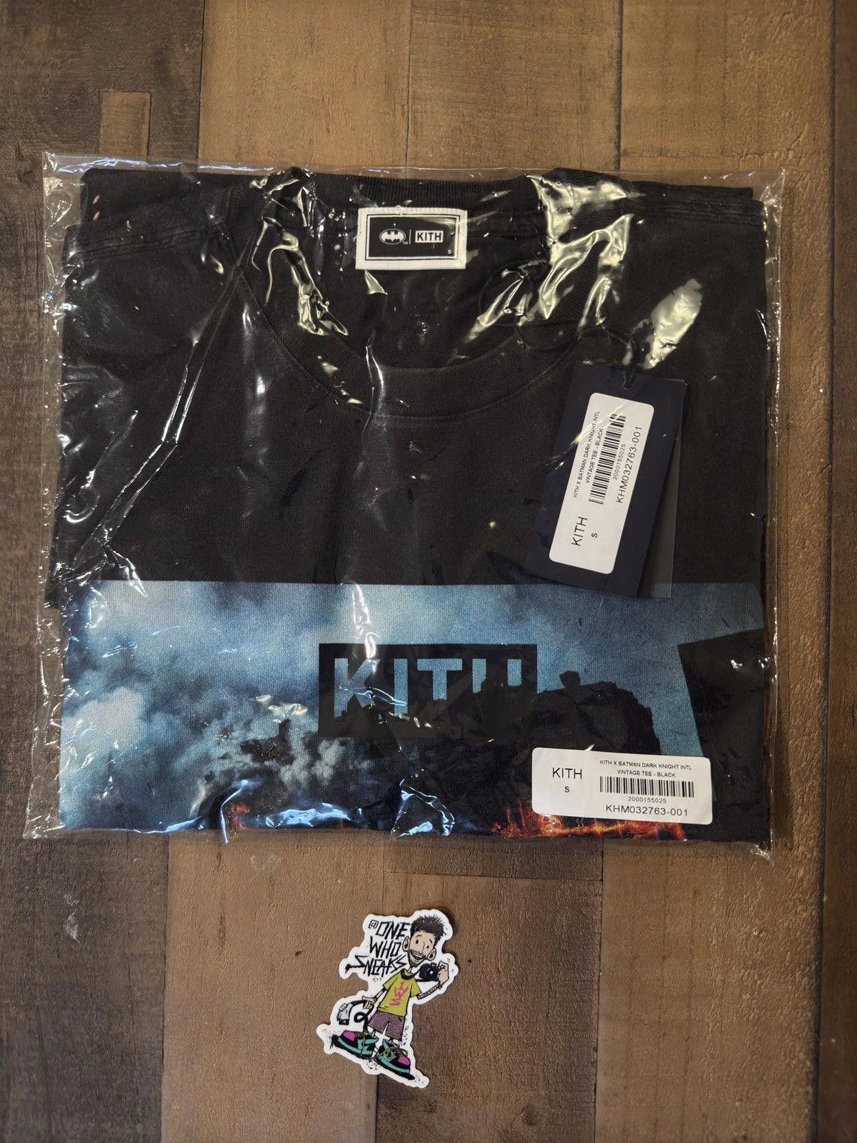 Kith Kith x Batman The Dark Knight International Vintage Tee Size US S / EU 44-46 / 1 - 2 Thumbnail