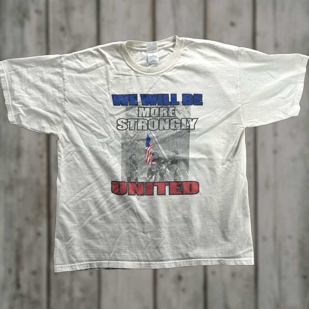 Gildan Graphic United We Stand Shirt Mens XL White American Flag 9/11 Firefighters Size US XL / EU 56 / 4 - 1 Thumbnail