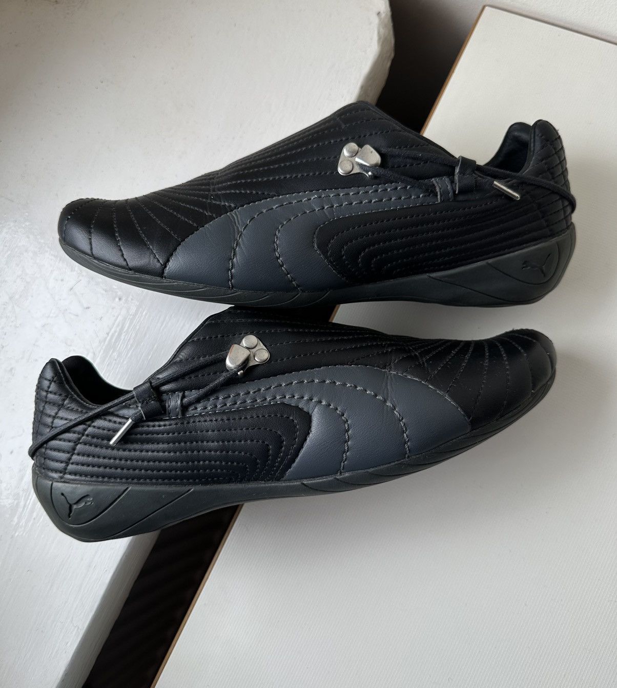 Puma Puma Budoka black low top sneakers Size US 10 / EU 43 - 2 Thumbnail