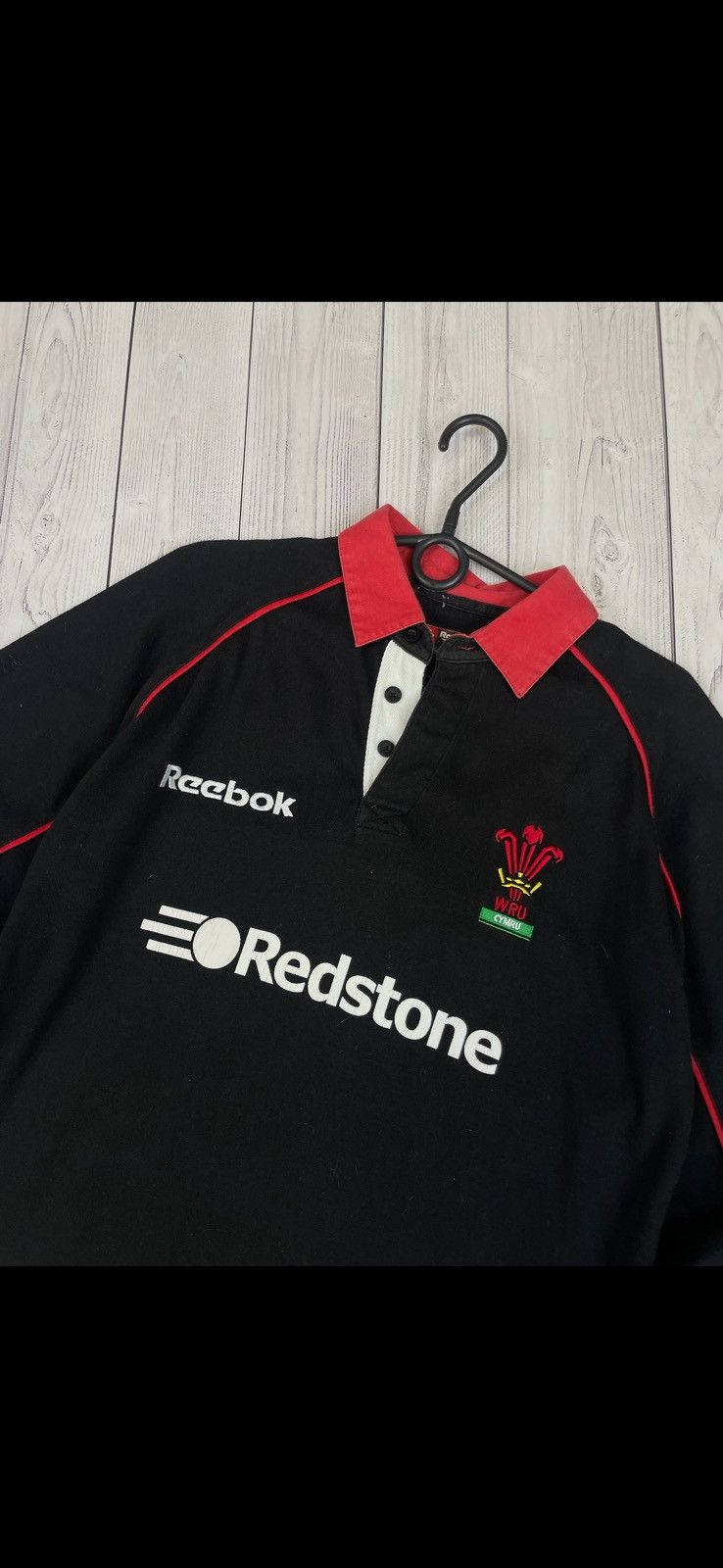 Reebok Vintage reebok Wales rugby jersey size M black logo Size US M / EU 48-50 / 2 - 2 Thumbnail