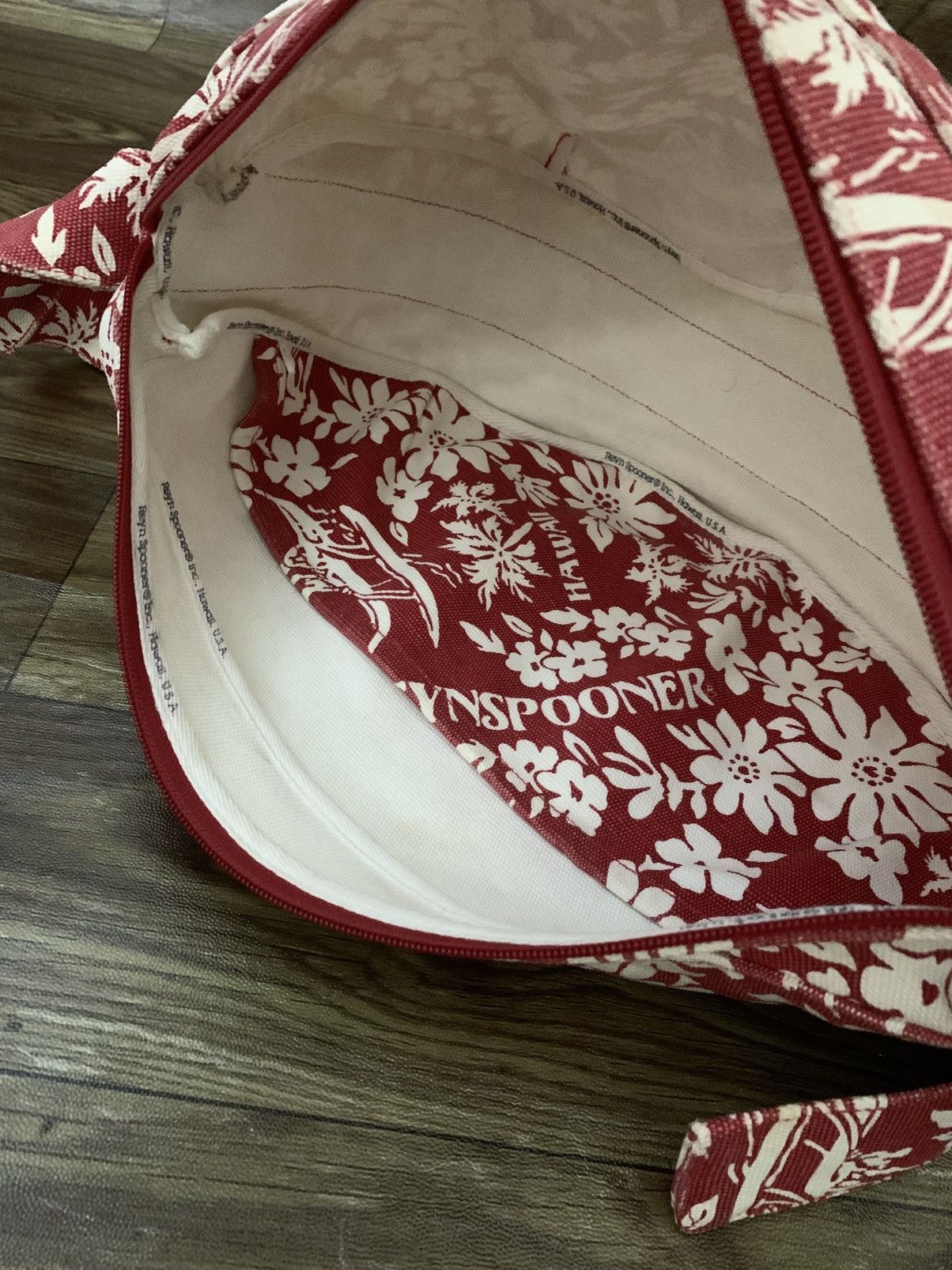 Reyn Spooner Sling Bag RAYN SPOONER Hawaian USA Size ONE SIZE - 8 Thumbnail