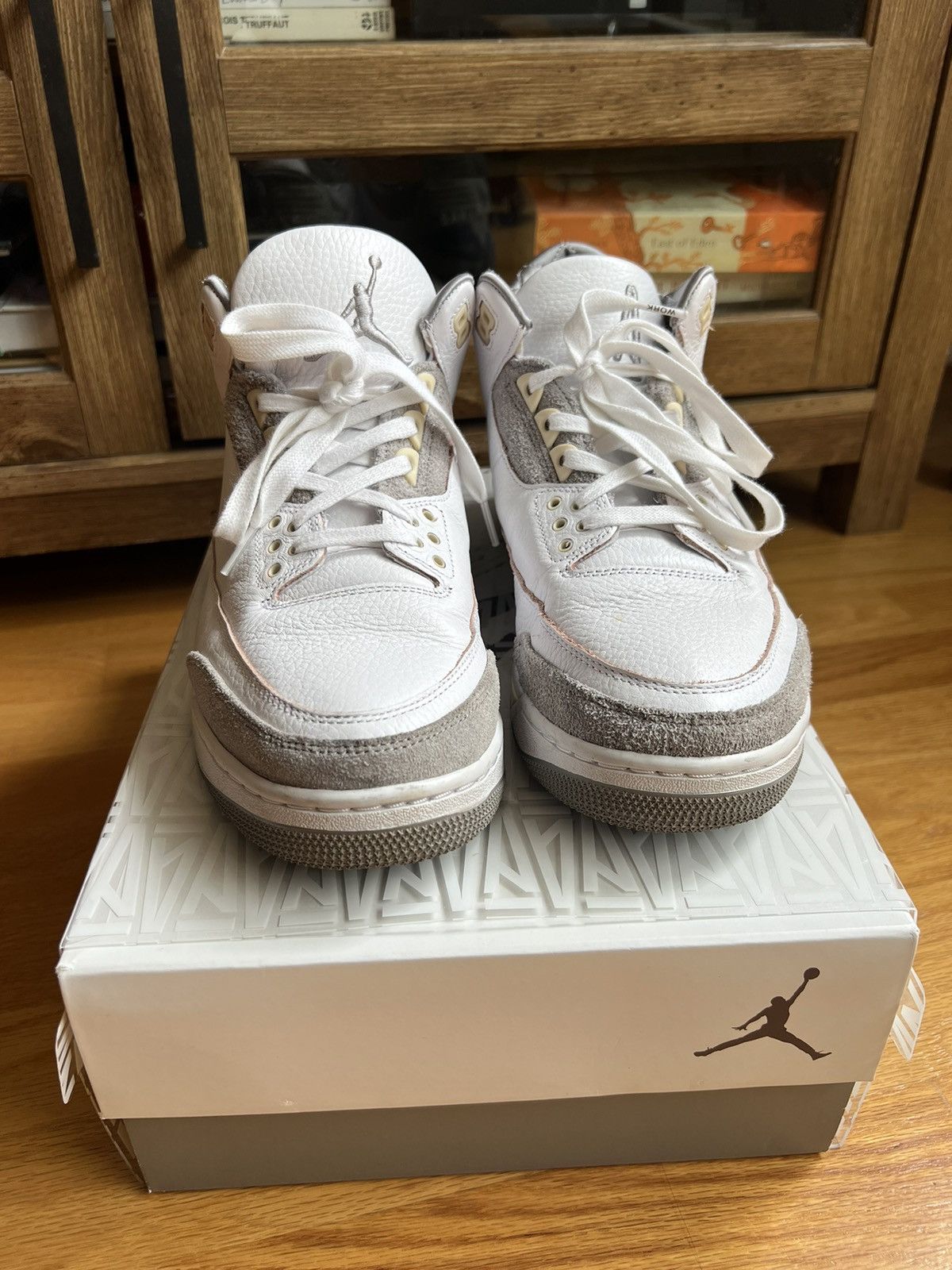A Ma Maniere × Jordan Brand Jordan 3 x A Ma Maniere 10M Size US 10 / EU 43 - 4 Thumbnail