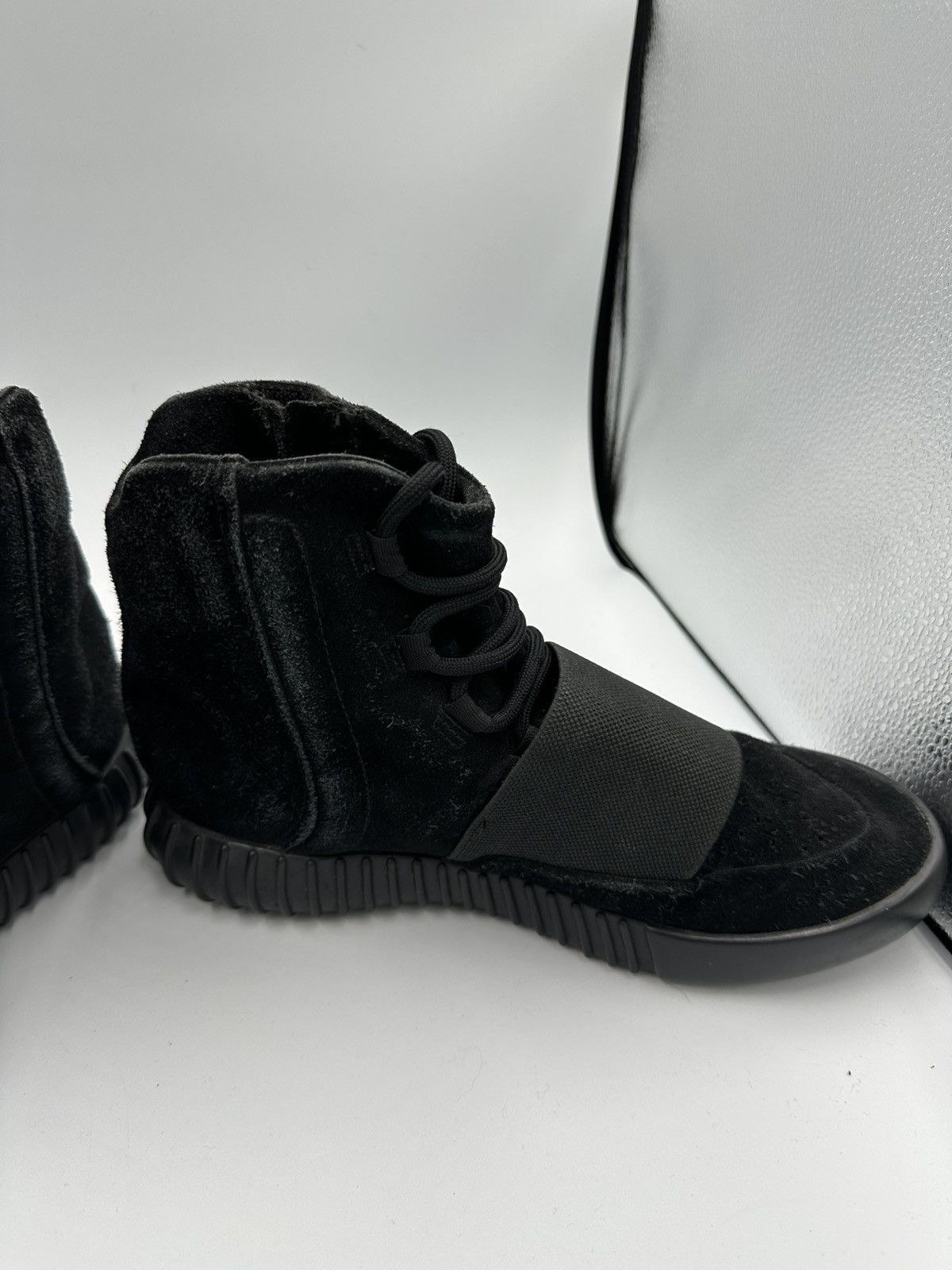 Yeezy Yeezy 750 Triple Black Size US 7 / EU 40 - 7 Thumbnail