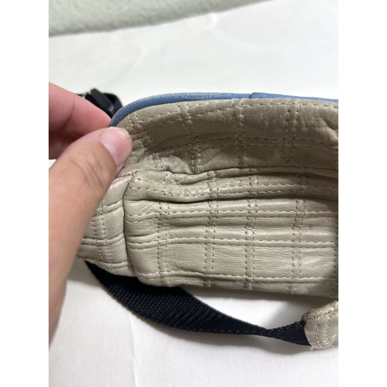 J Brand VINTAGE Colin Brand Leather Fanny Pack Gray Small Men Belt Bag & Fanny Pack 5.5x3.5x1.5 inches Mens Size ONE SIZE - 5 Thumbnail