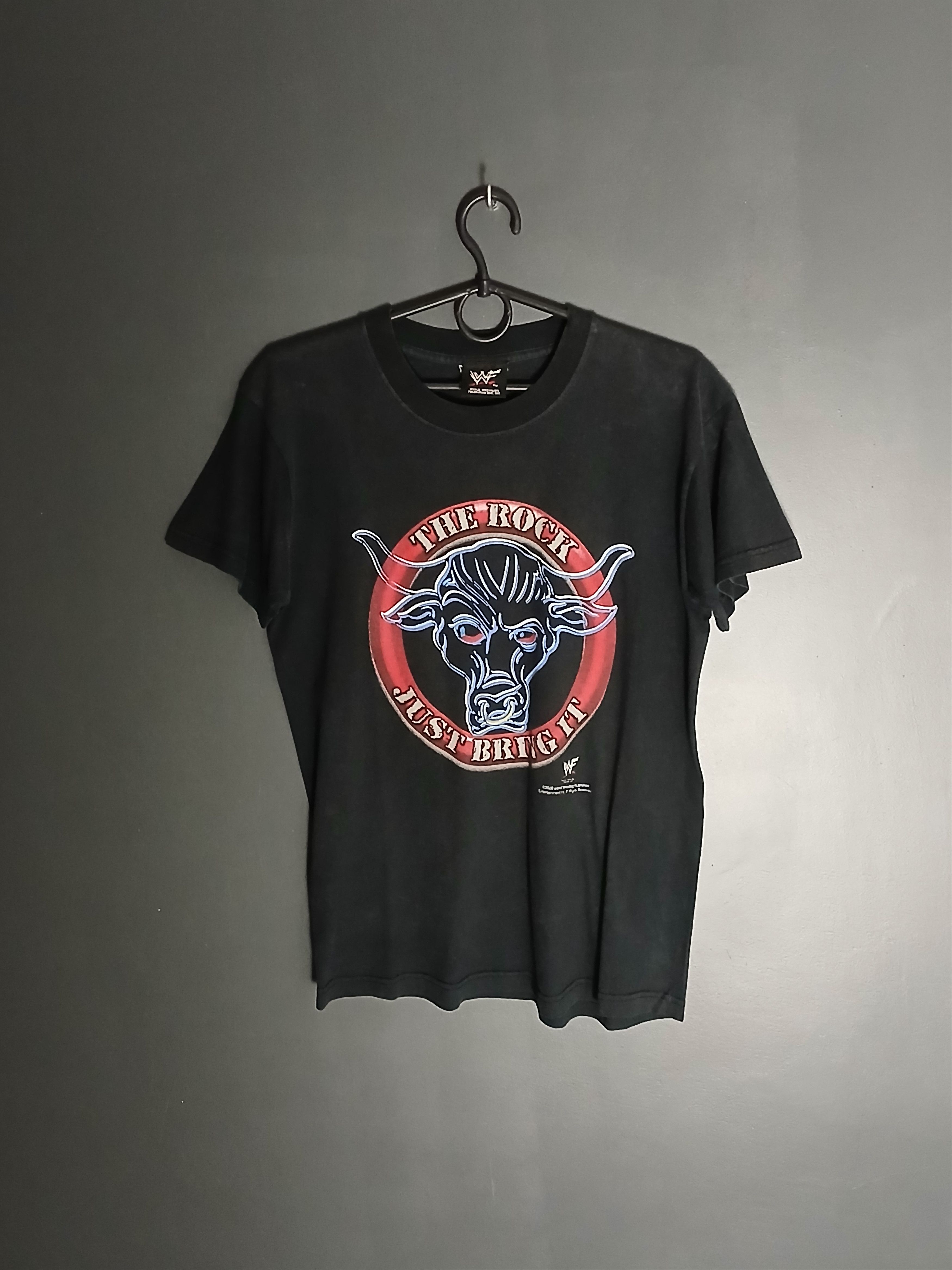 WWE Vintage WWE 2000 The Rock Wrestling T-Shirt Size US S / EU 44-46 / 1 - 1 Thumbnail