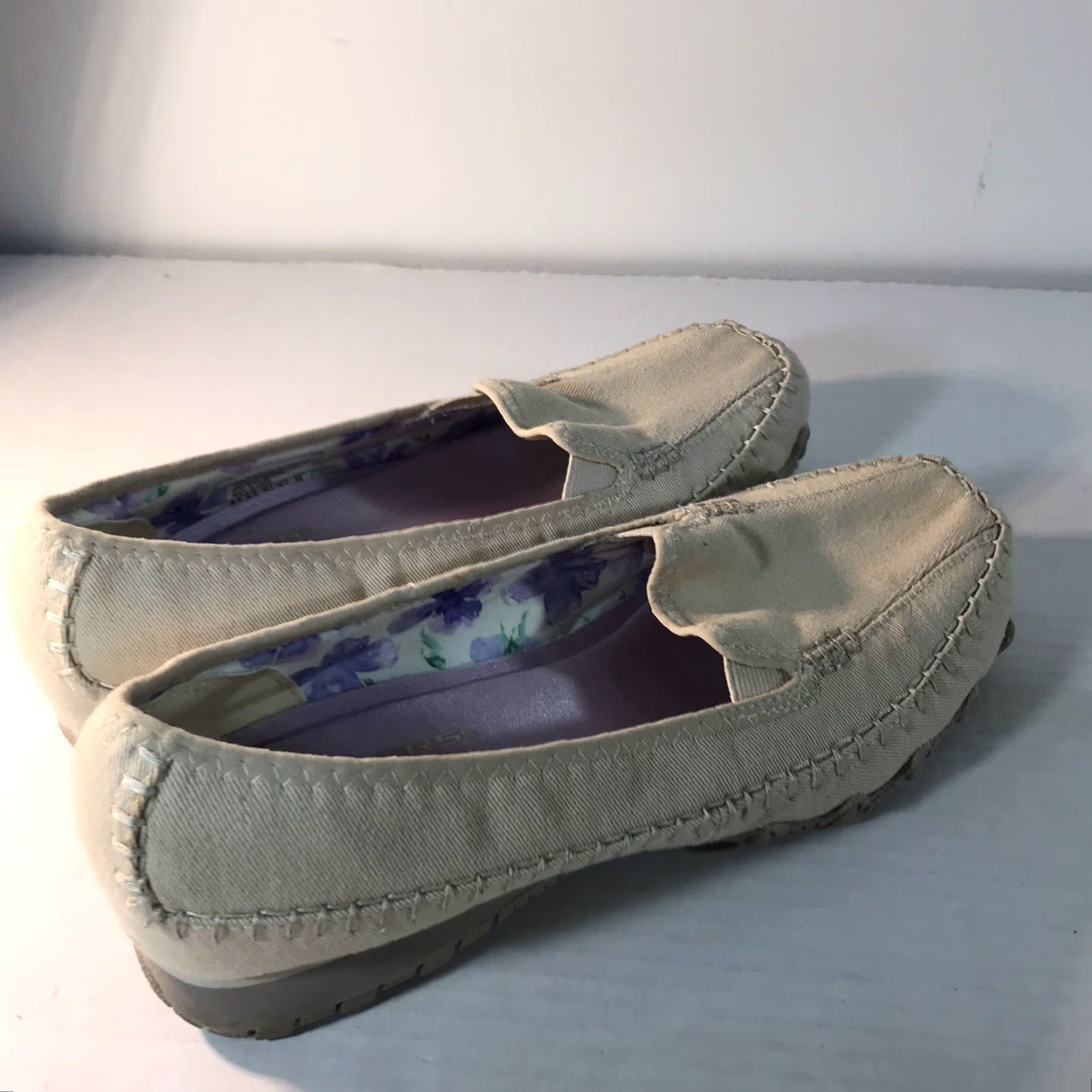 SKECHERS VINTAGE Skechers Women's Canvas Loafers Slip On Casual Shoes Size 9.5 Comfort Memory Foam Size US 9.5 / IT 39.5 - 4 Thumbnail