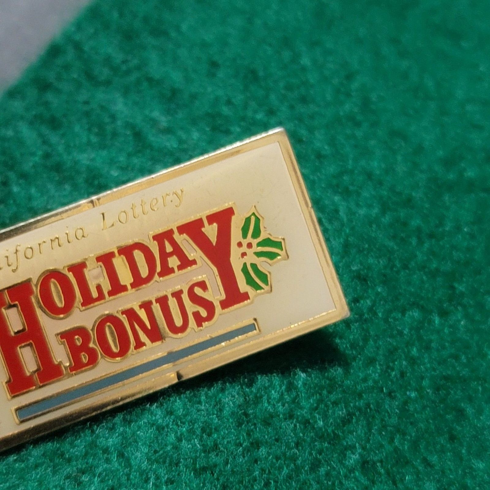 The Unbranded Brand Vtg California Lottery Holiday Bonus Lapel Pin Size ONE SIZE - 2 Thumbnail