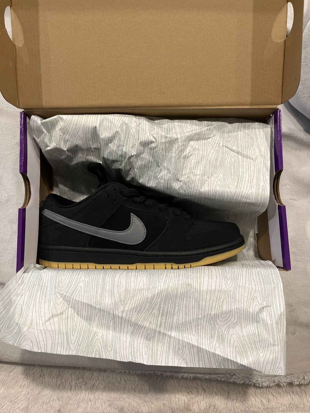 Nike Nike SB Dunk Low Fog Size US 8 / EU 41 - 9 Thumbnail