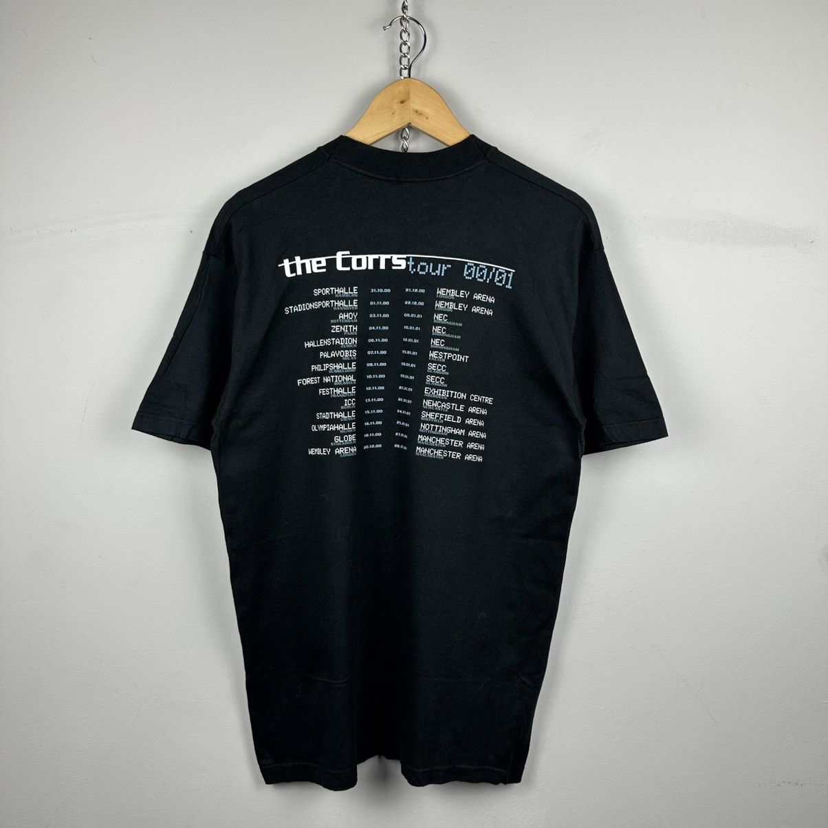 Fruit Of The Loom Vintage 2001 Tour Tee Size US M / EU 48-50 / 2 - 15 Thumbnail