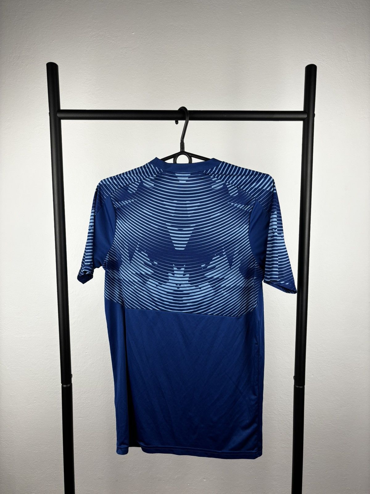Puma Puma x Albion soccer jersey size S Size US S / EU 44-46 / 1 - 4 Thumbnail