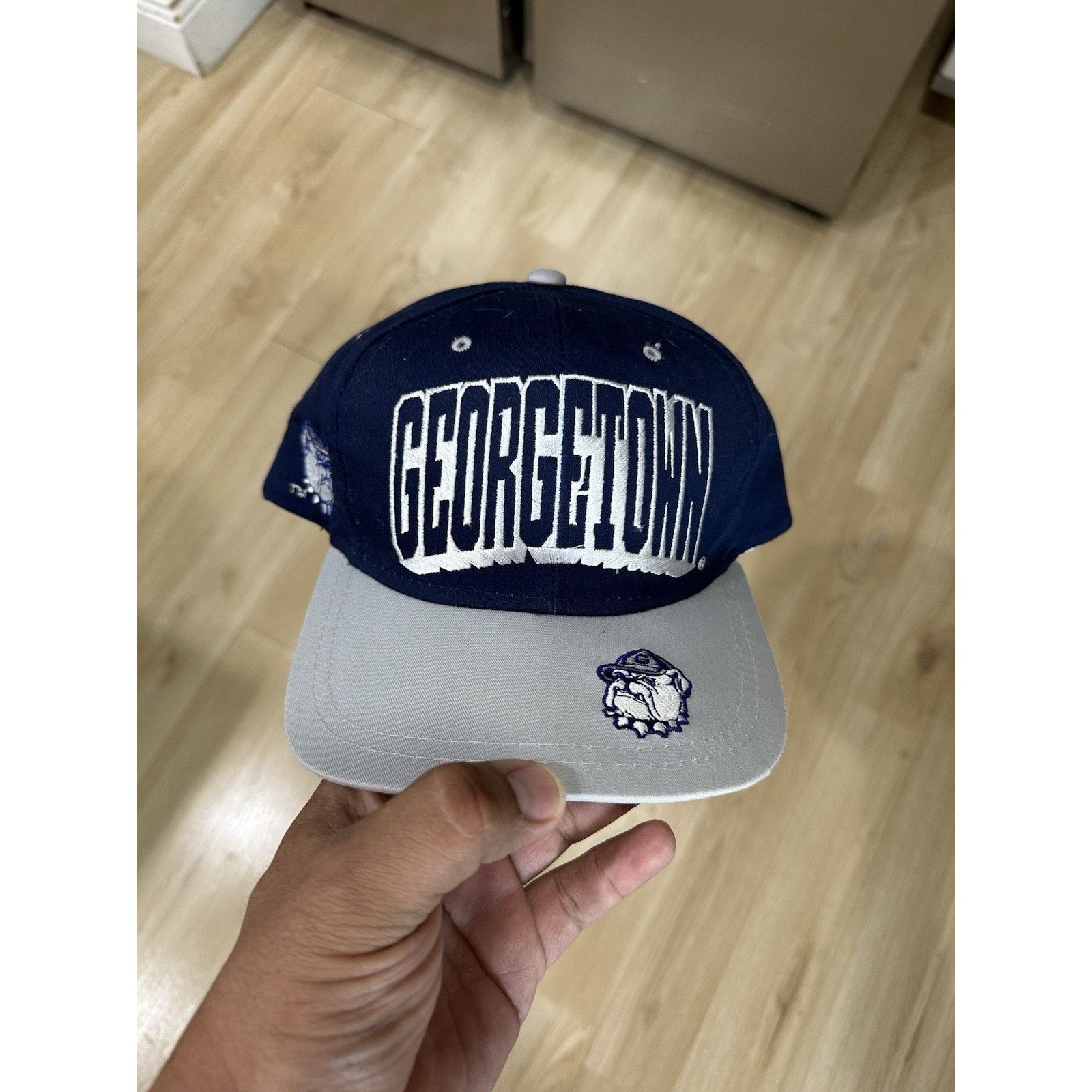 Crown Cap Vintage Georgetown Hoyas Snapback Hat Size ONE SIZE - 1 Thumbnail