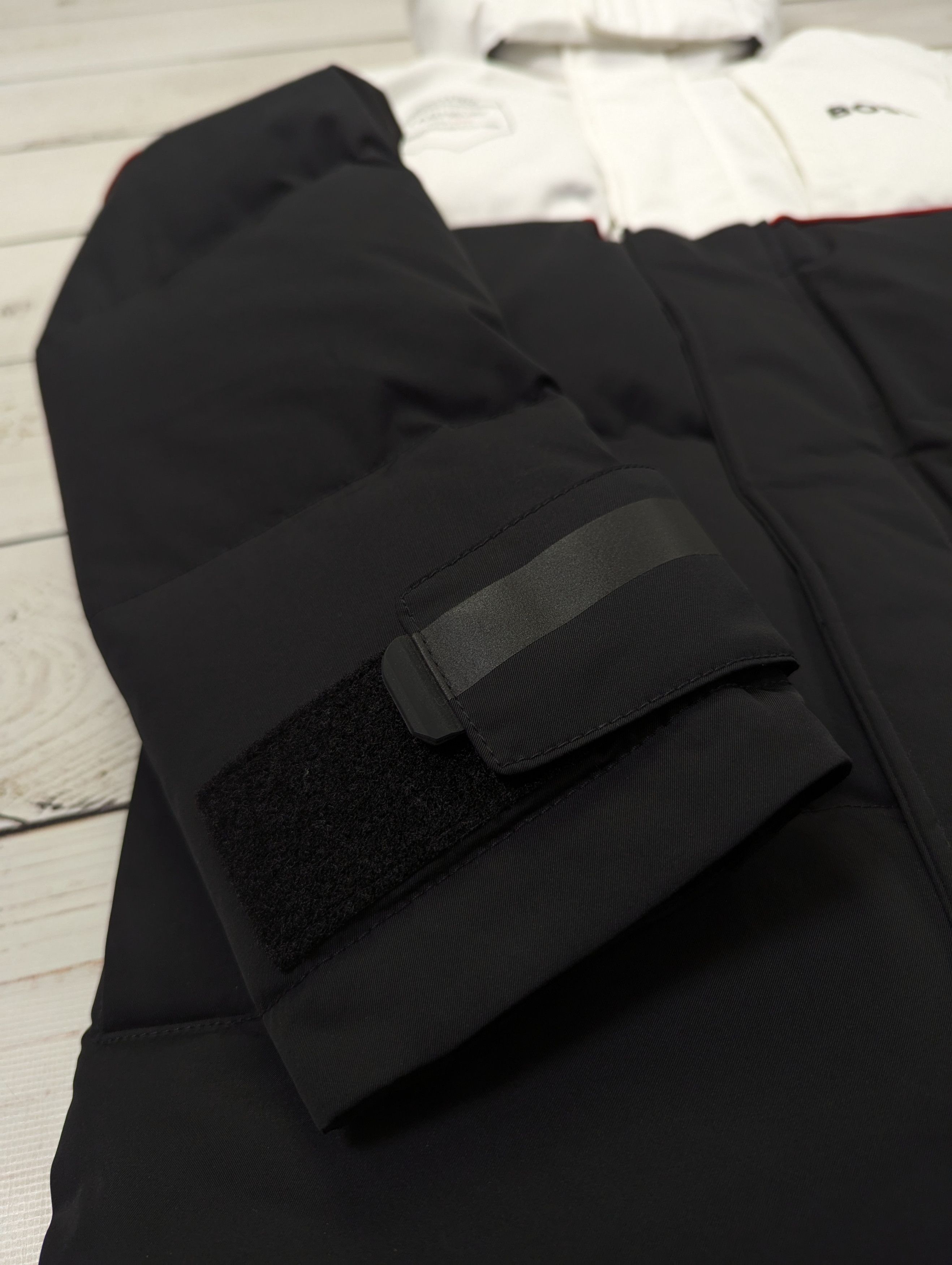 Hugo Boss Hugo Boss Formula E Team Porsche Tag Heuer puffer jacket Size US S / EU 44-46 / 1 - 5 Thumbnail