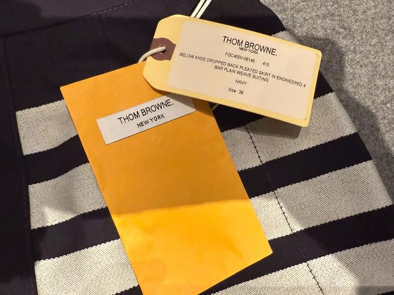 Thom Browne Thom browne Classic pleated skirt 2504-Nextarrow Size 24" / US 00 / IT 34 - 4 Thumbnail
