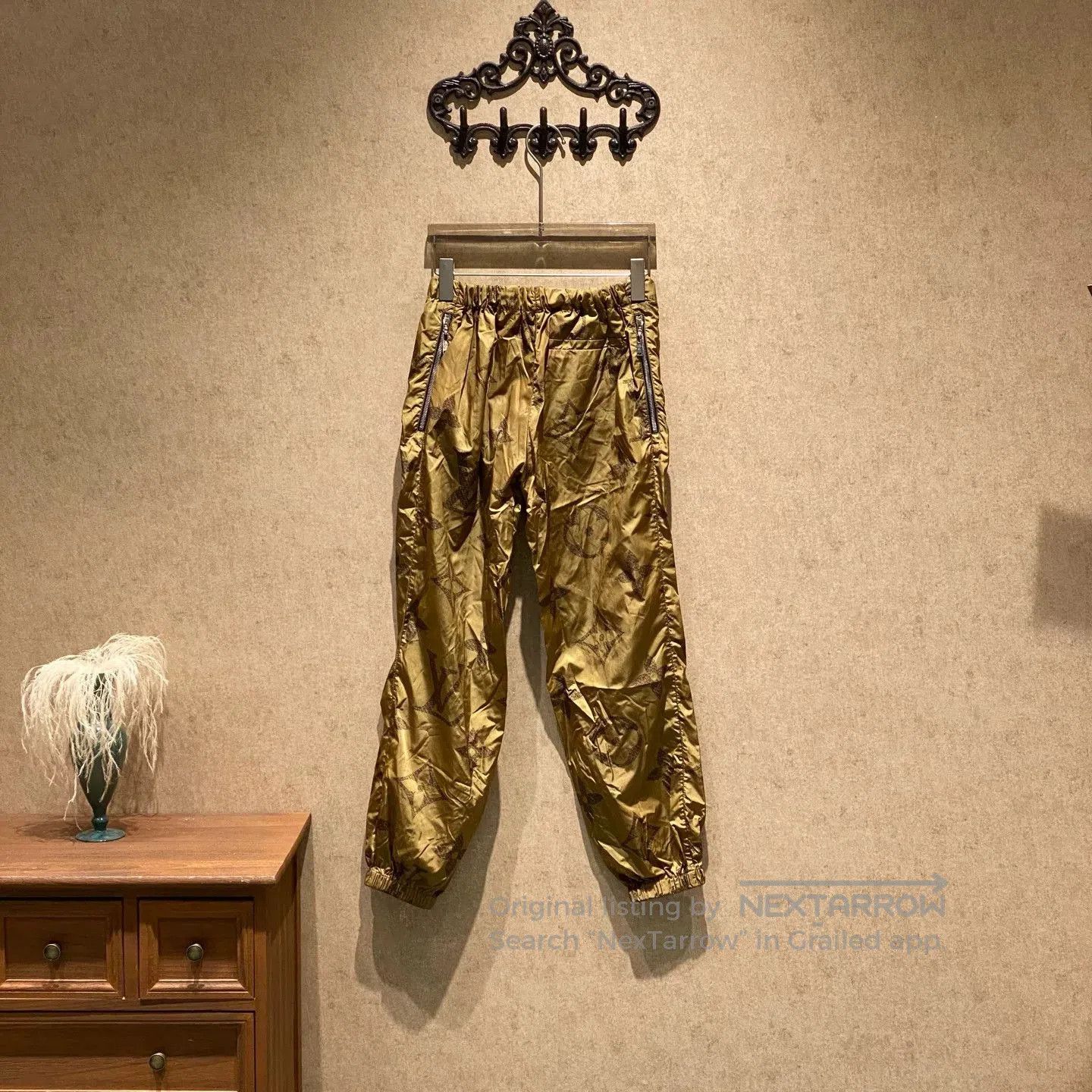 Louis Vuitton Louis Vuitton Brown All-Over Print Sweatpants. Size 35" - 2 Thumbnail