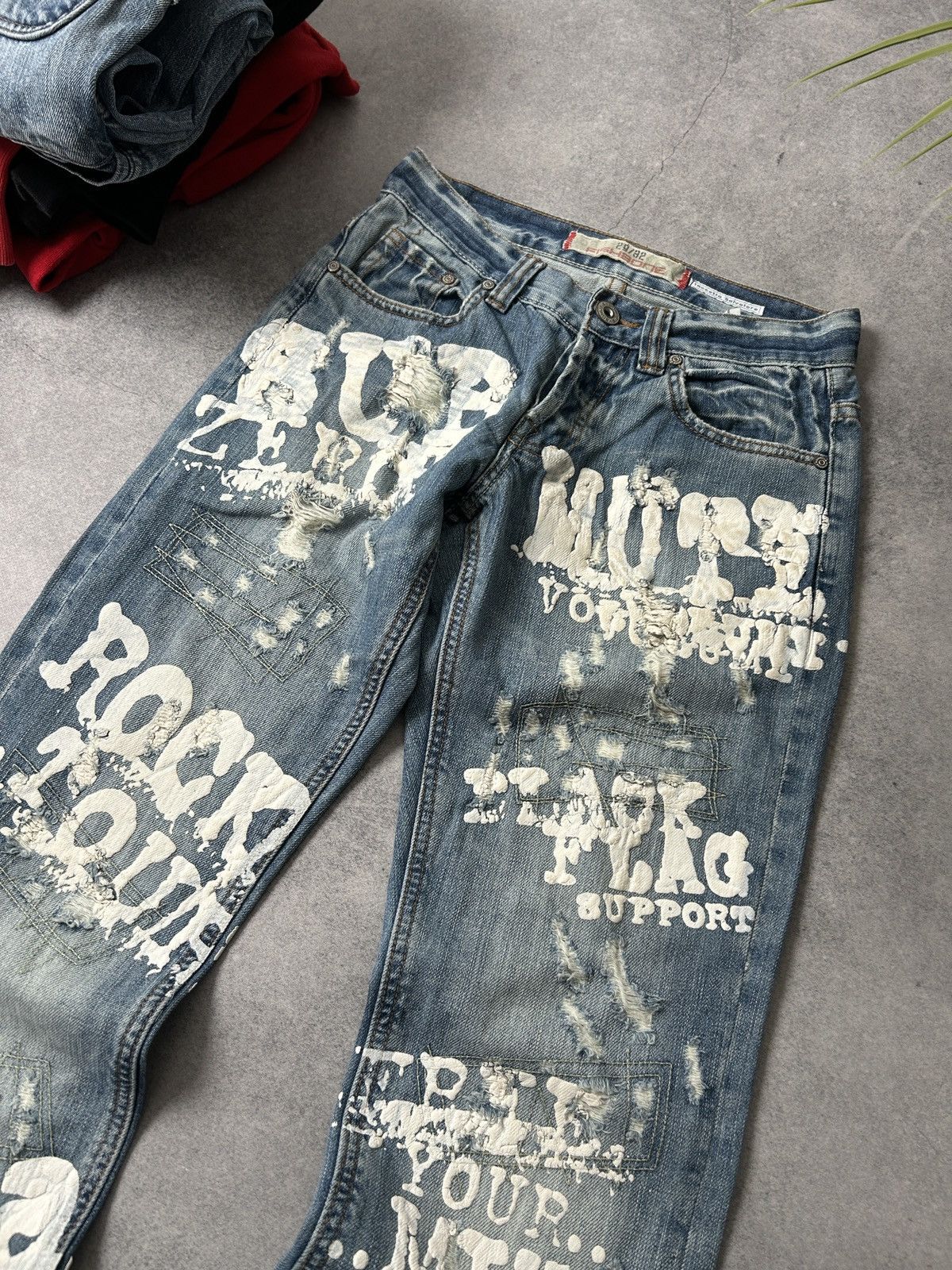 Vintage Fishbone vintage rock star distressed jeans mens y2k style Size US 31 - 3 Thumbnail