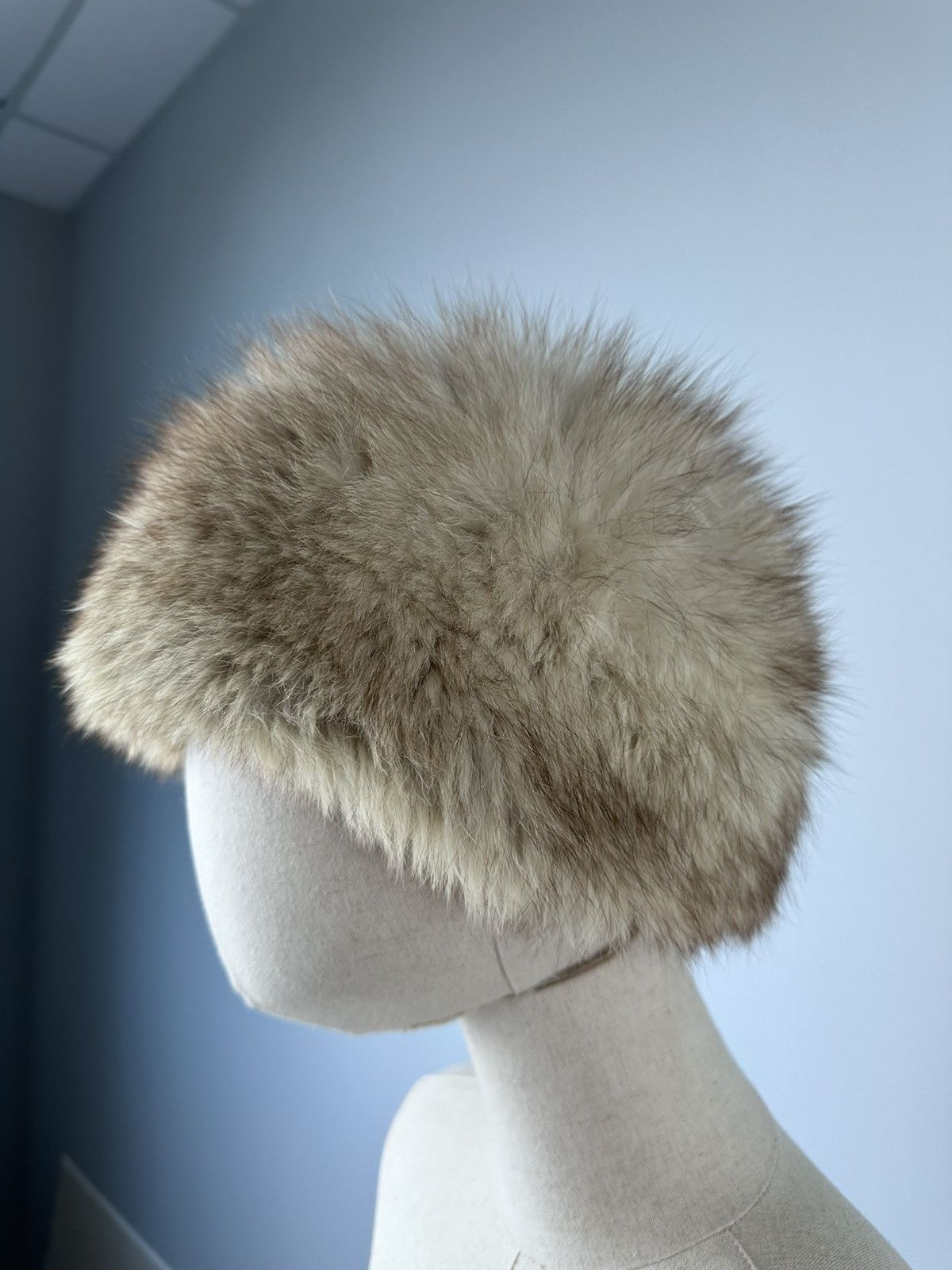 If Six Was Nine × Vintage Vintage Y2k Mohair Fuzzy Fur Faux Hat If Six Was Nine Size ONE SIZE - 4 Thumbnail