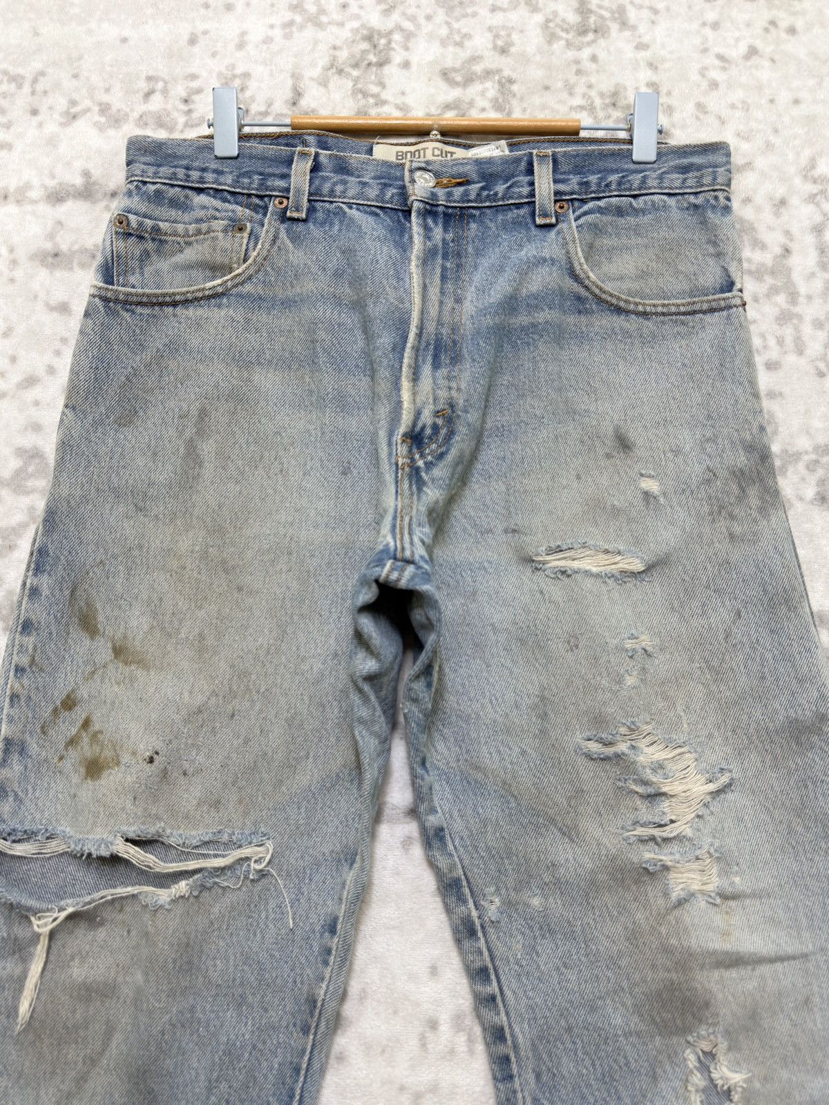 Levi's Vintage Levi’s 517 Thrashed Distressed Slightly Flare Denim Size US 32 / EU 48 - 3 Thumbnail